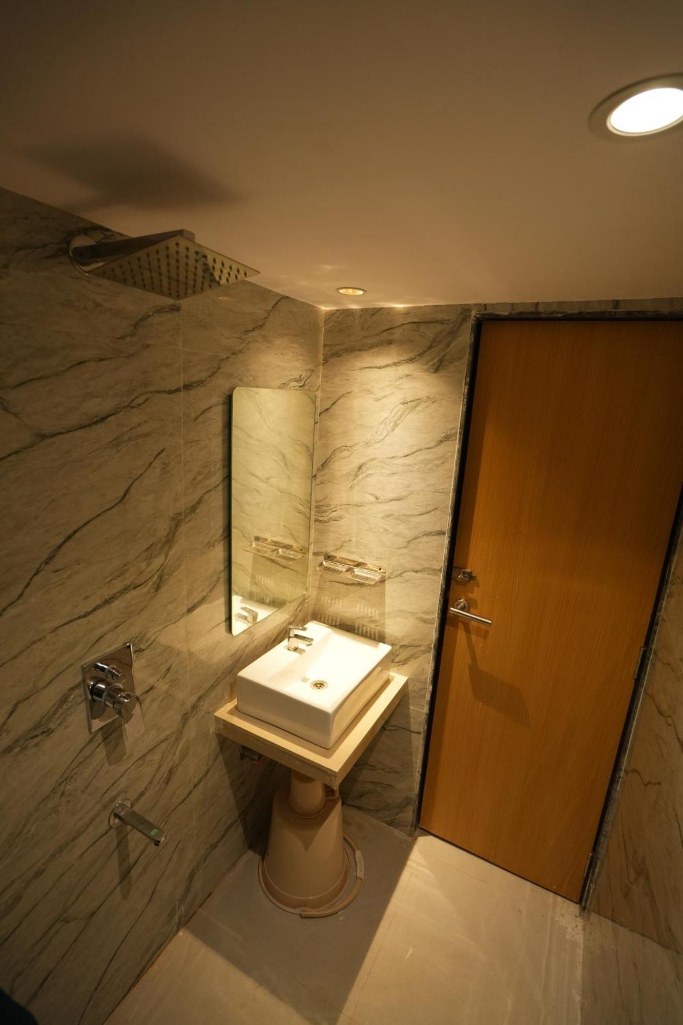 Hotel Boston 2*