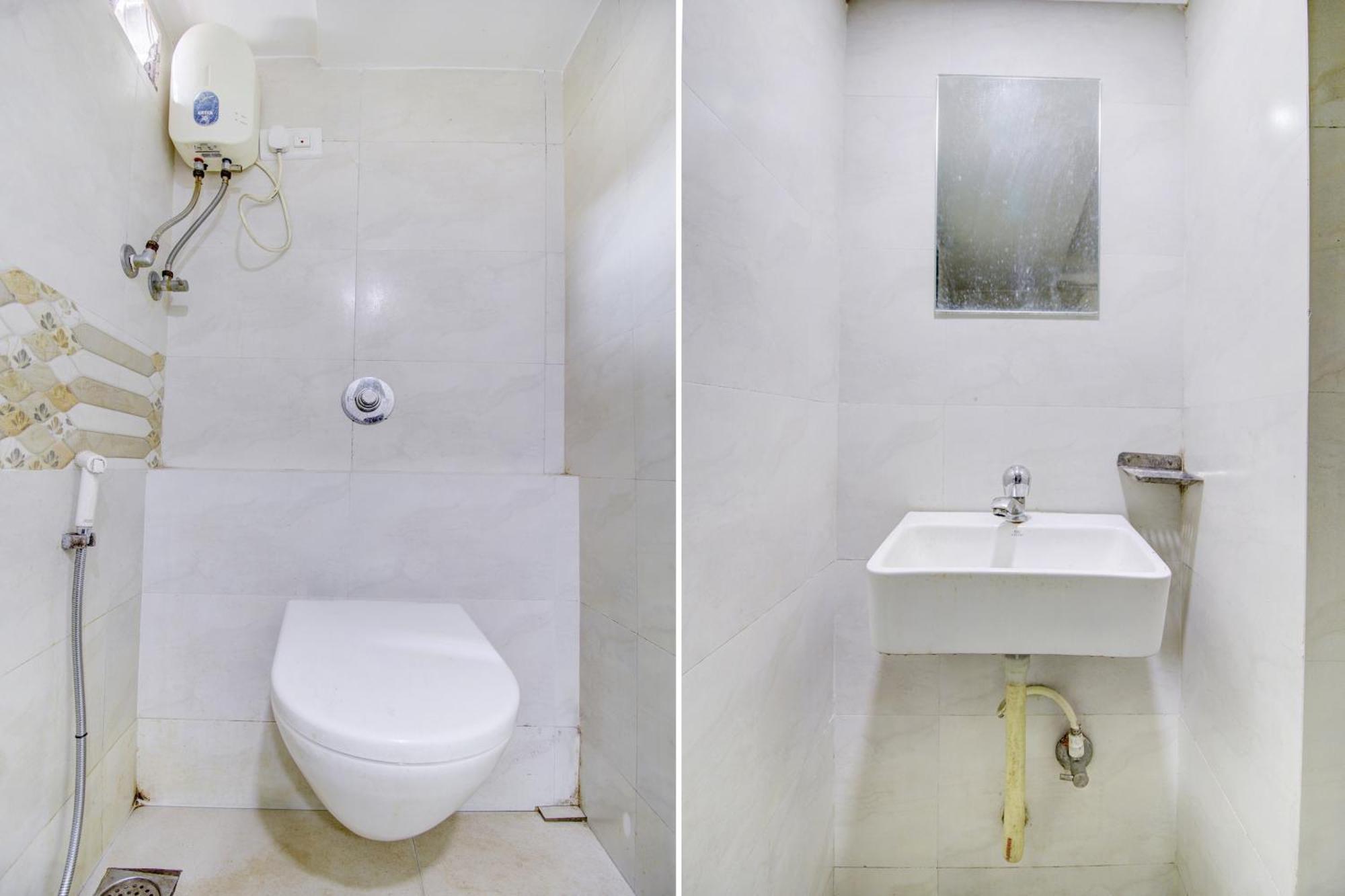Hotel O Blue Light Near Gateway Of India
