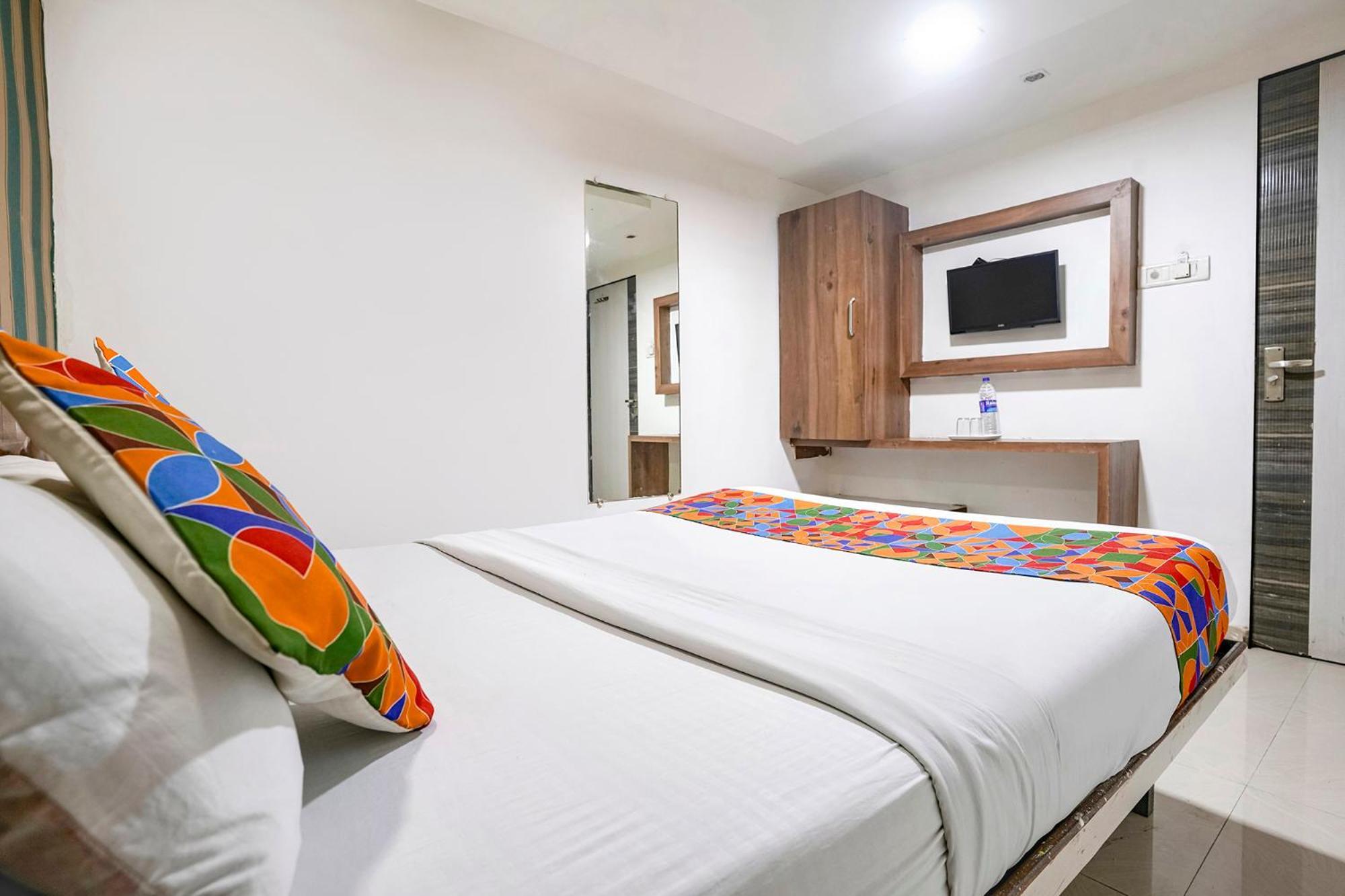 Fabexpress Havana Hotel Mumbai