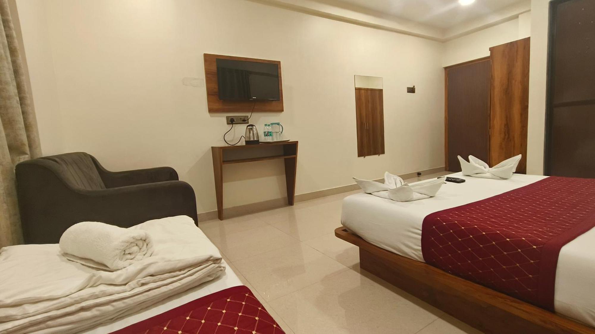 Hotel Smooth Checkin By Edition Blue - Mumbai