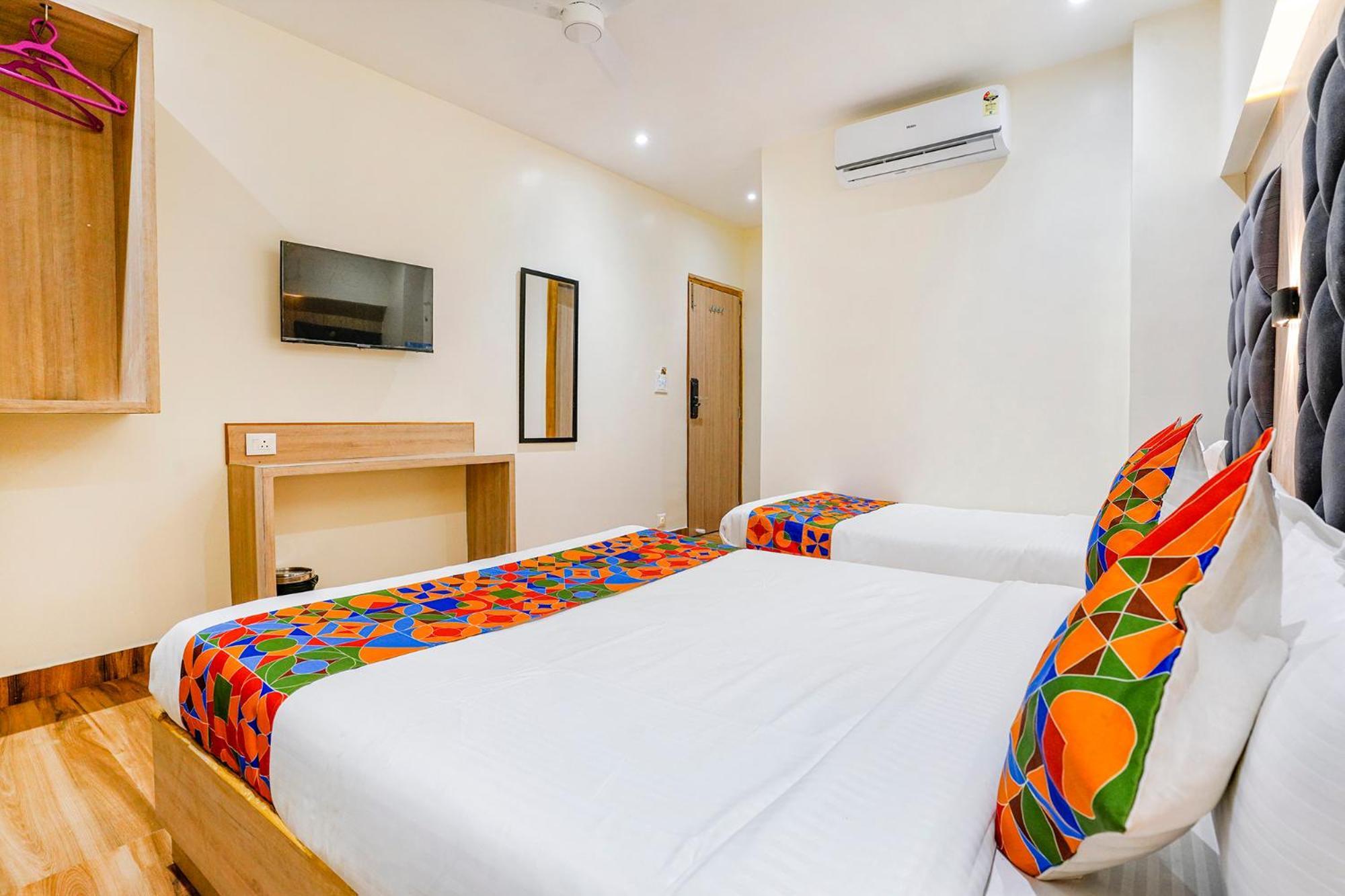 Hotel Fabhotel Riza International Mumbai