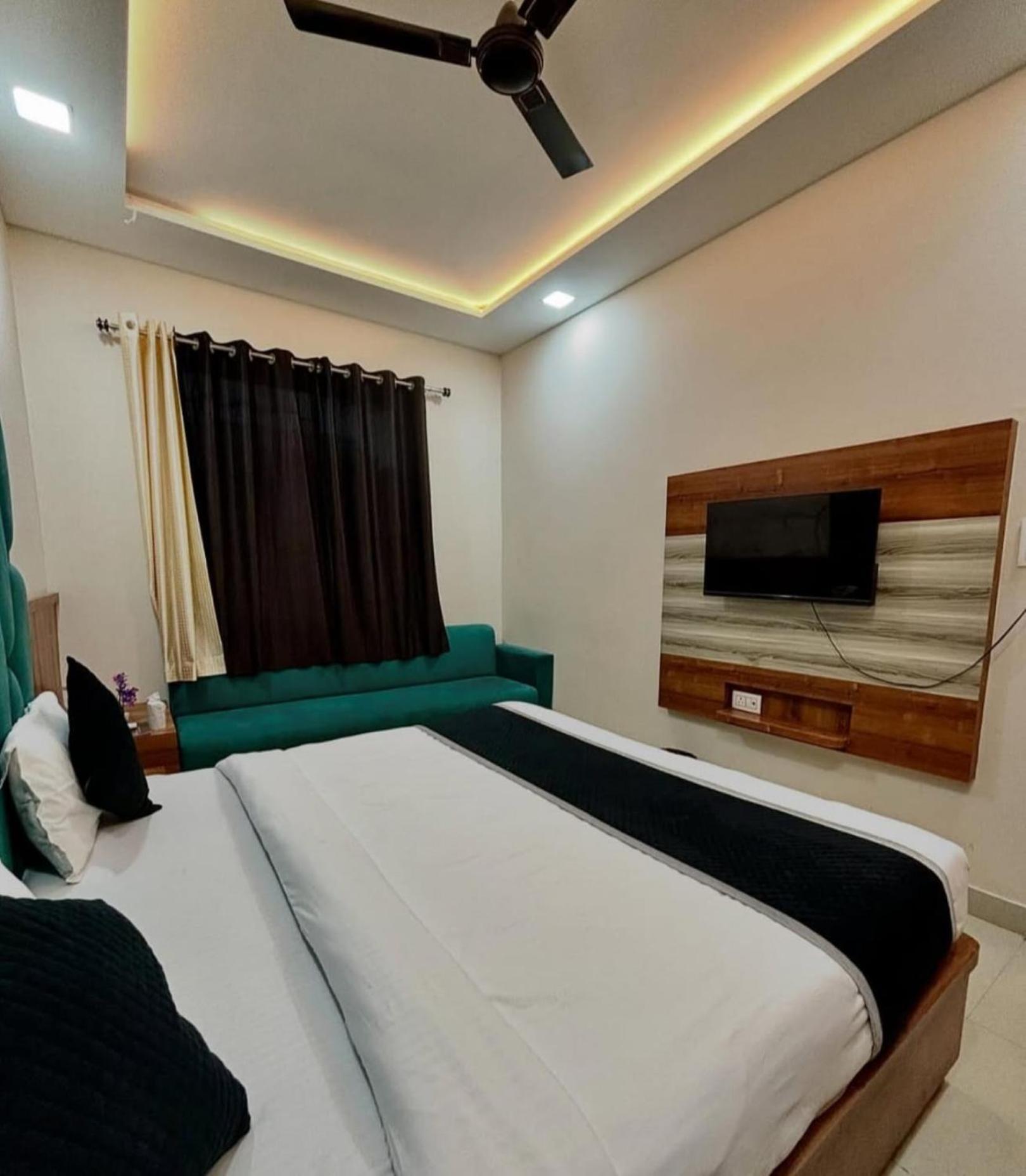 Hotel Blue Box Terminal 2