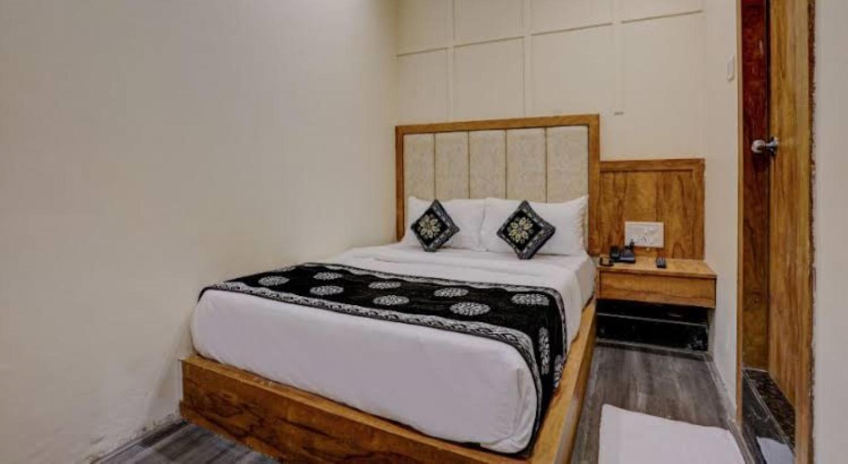 Venture Grand Hotel 3*