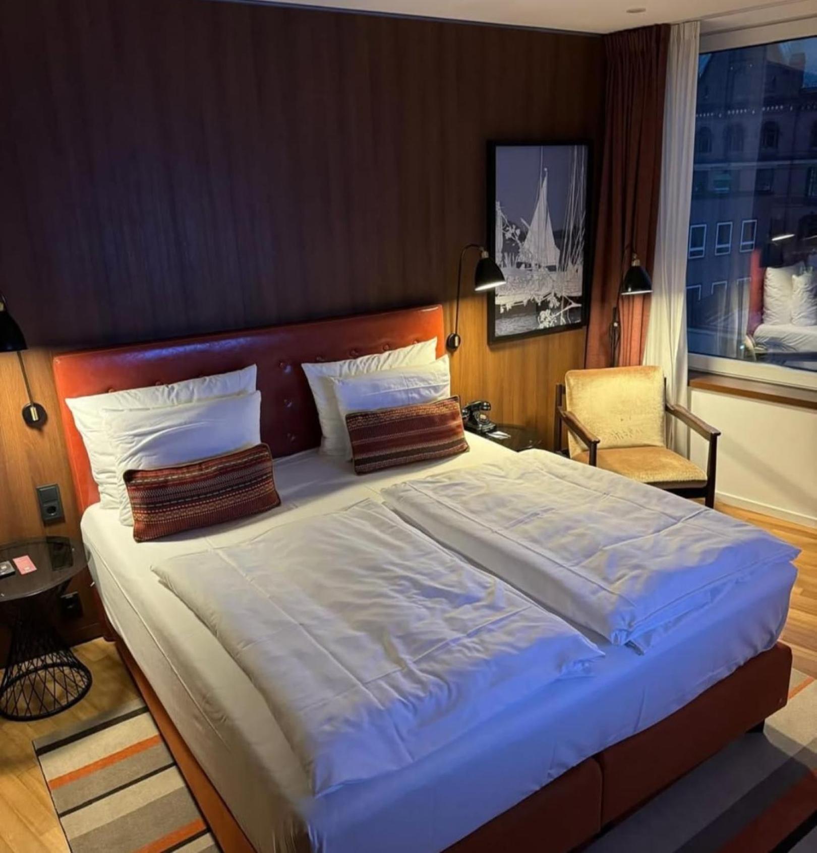 Hotel New Z Grand Mumbai