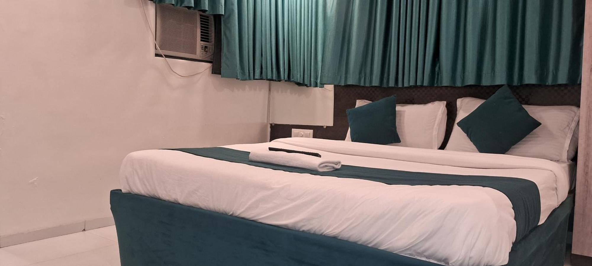 Shine Hospitality Group Hotel Mumbai