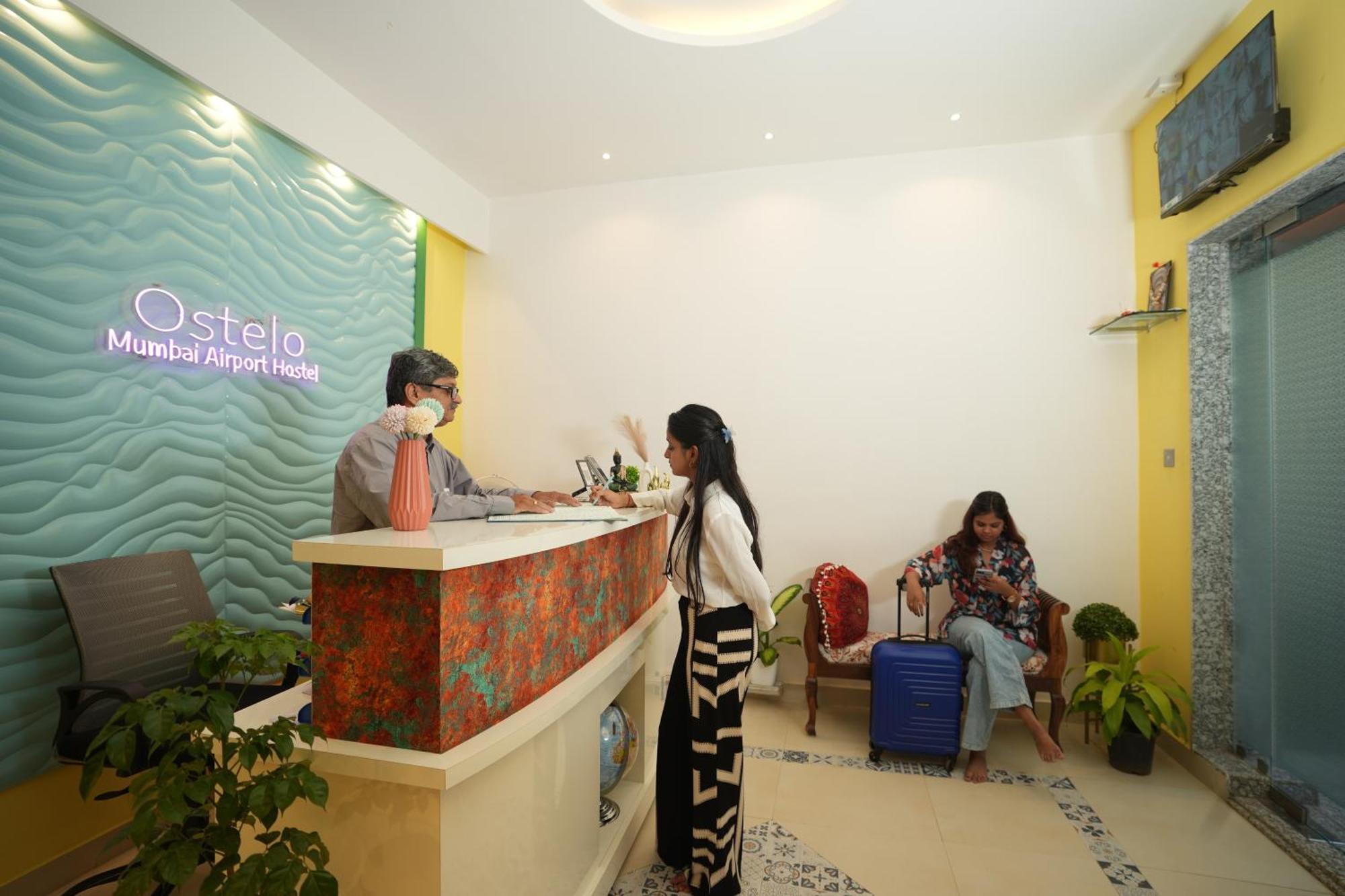 Hostel Ostelo Airport