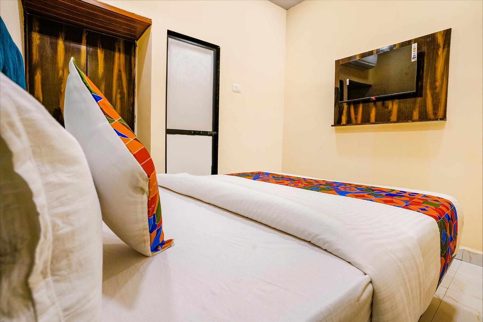 Fabexpress Kurla - Nr Bkc Mumbai