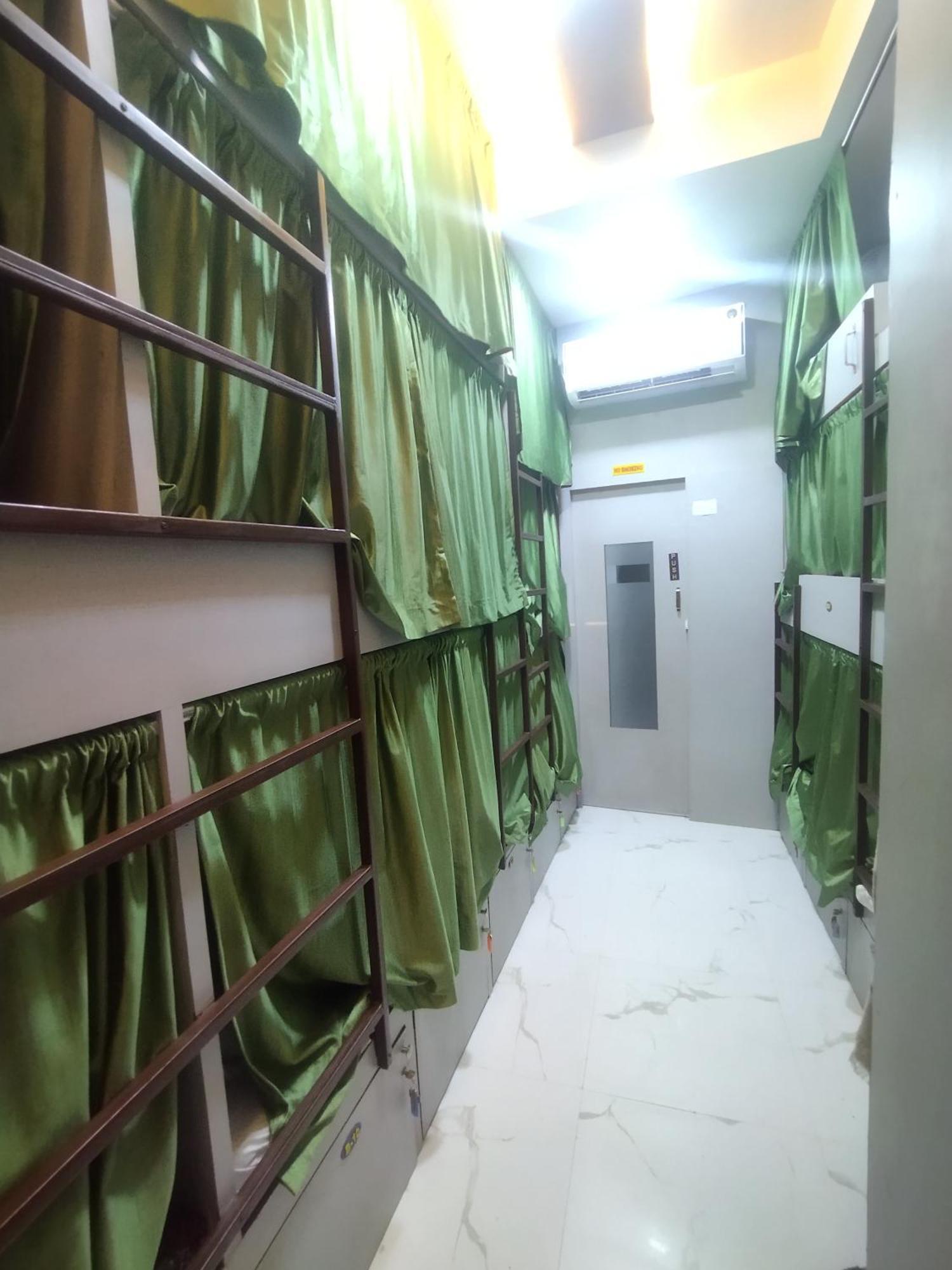 Noor Sakinaka Hostel