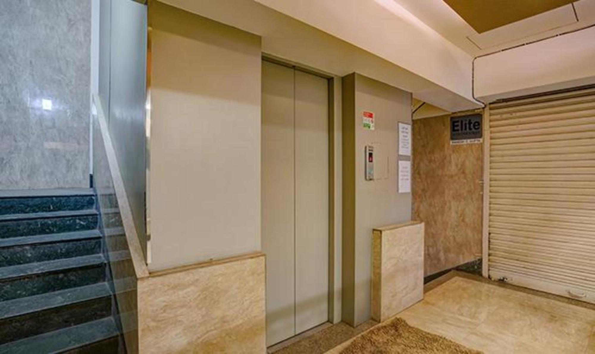 Hotel Fabexpress Veera Residency
