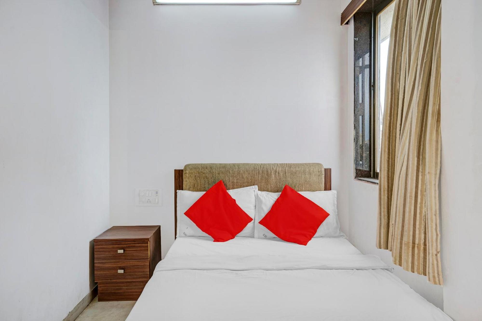 O Delight Near Andheri Railway Station 4*