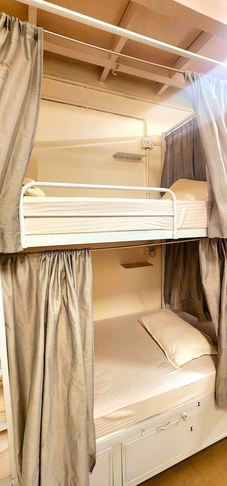 Hammock - Bandra Hostel Mumbai