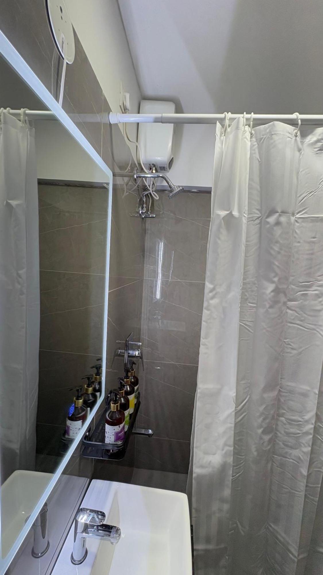 Osi Powai Apartment