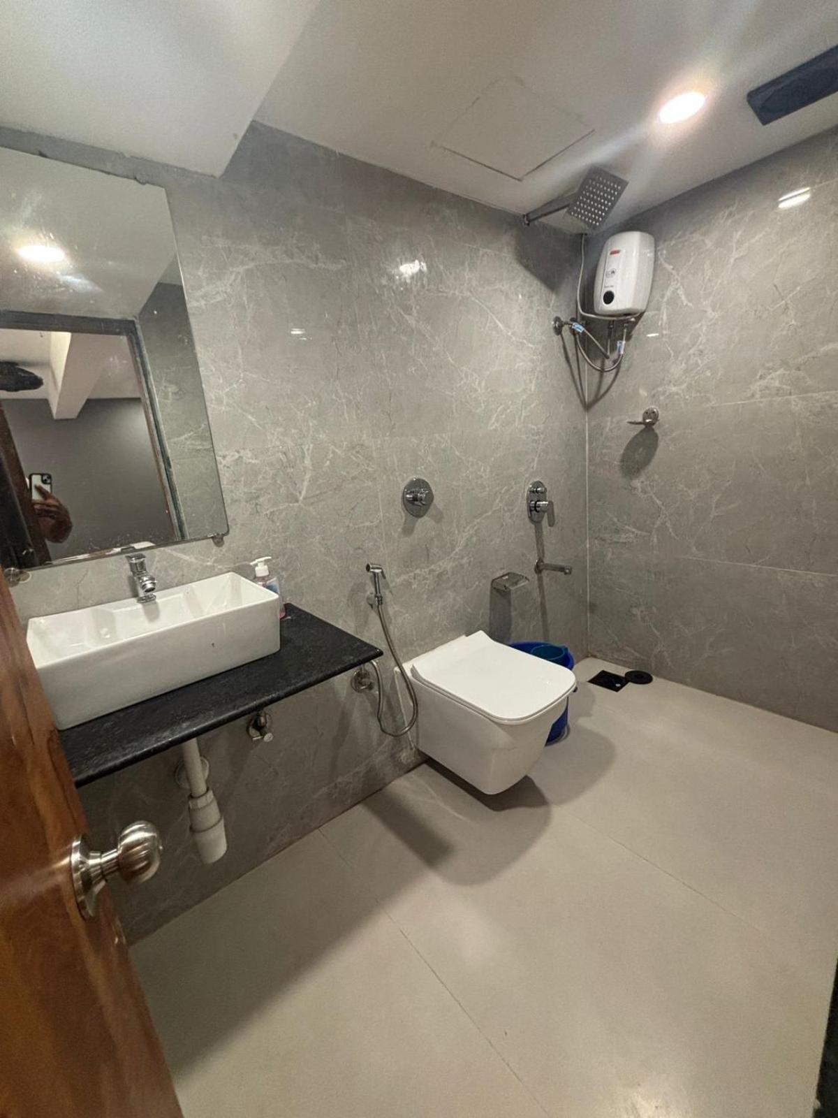 New Z Grand 5* Mumbai
