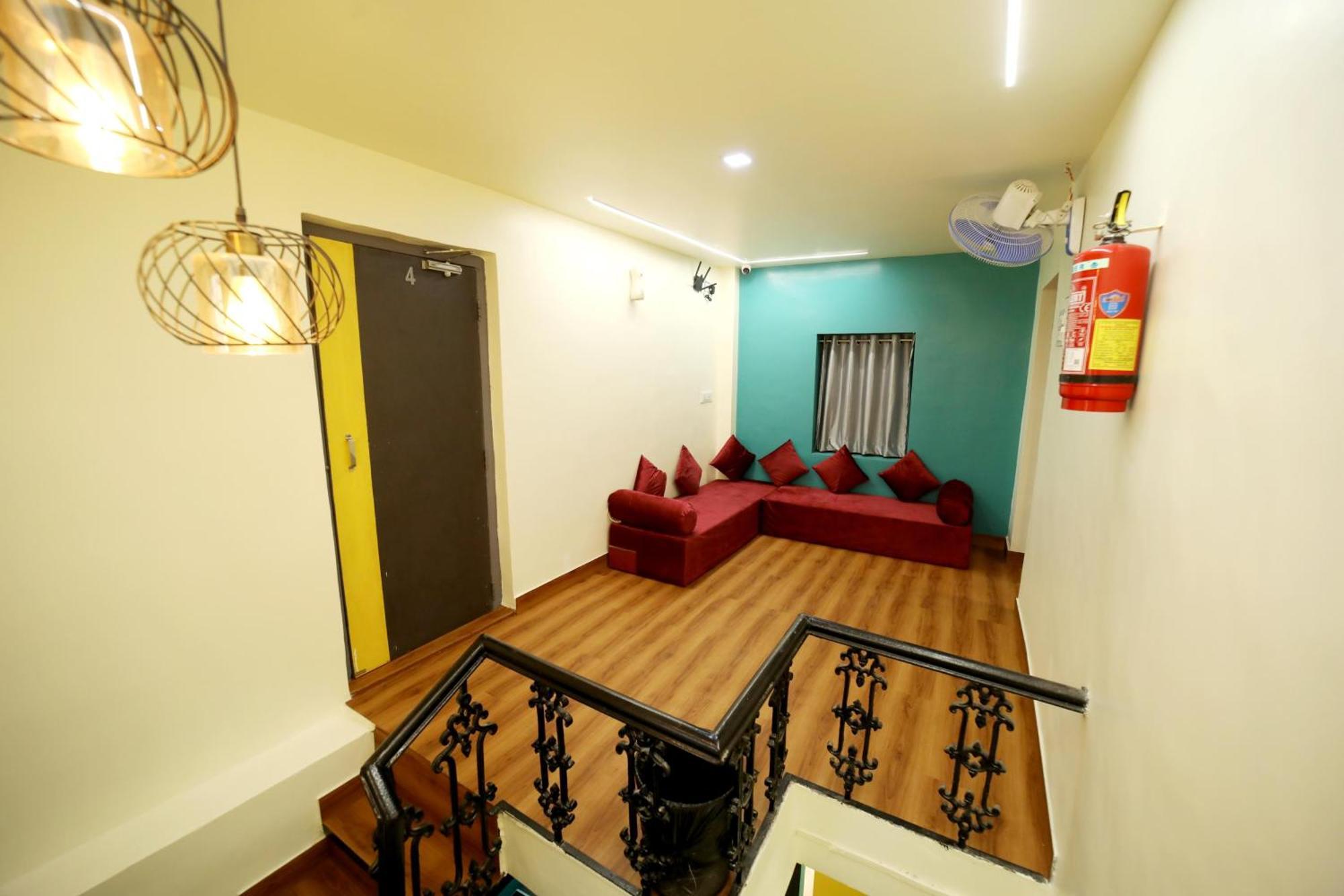Hostel Stay-social Hubz *