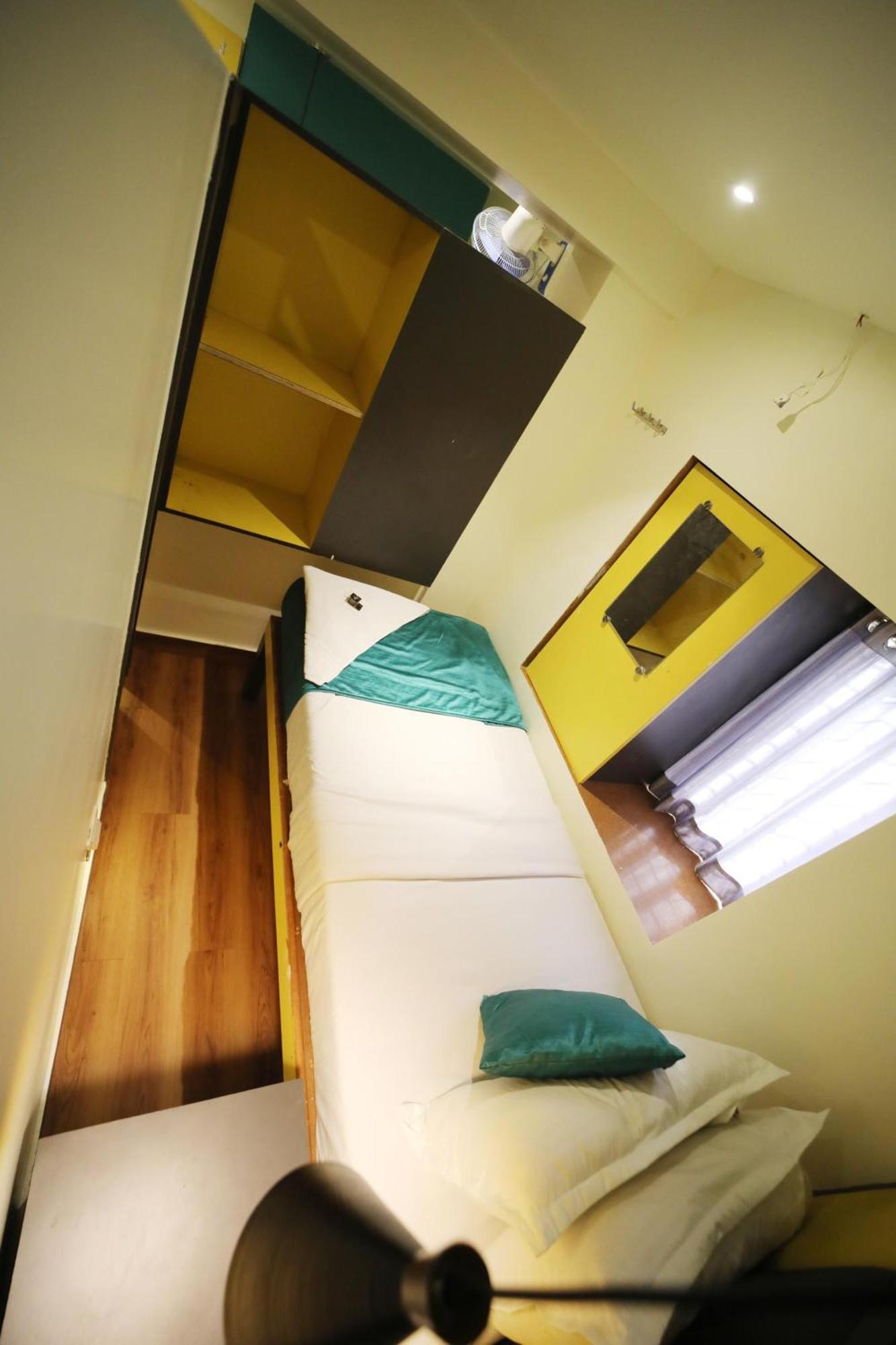 Stay-social Hubz Hostel *