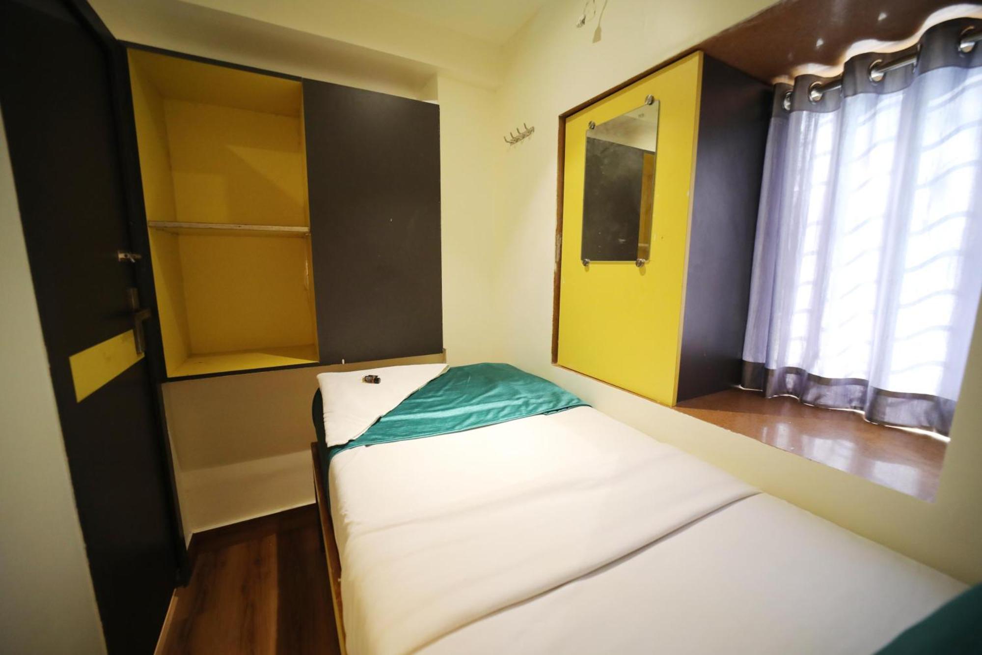 Hostel Stay-social Hubz *