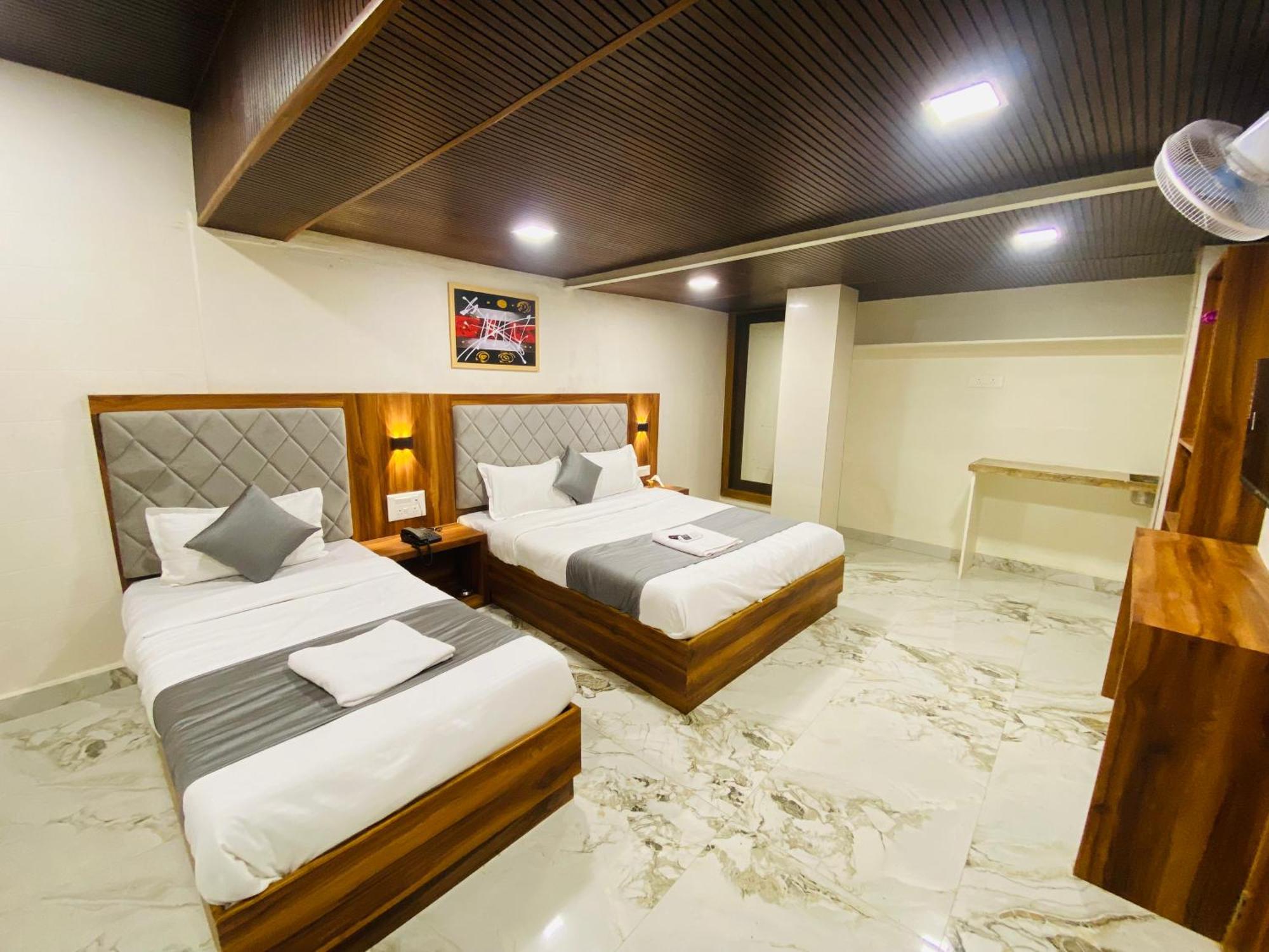 Aksa Palace Hotel 2*