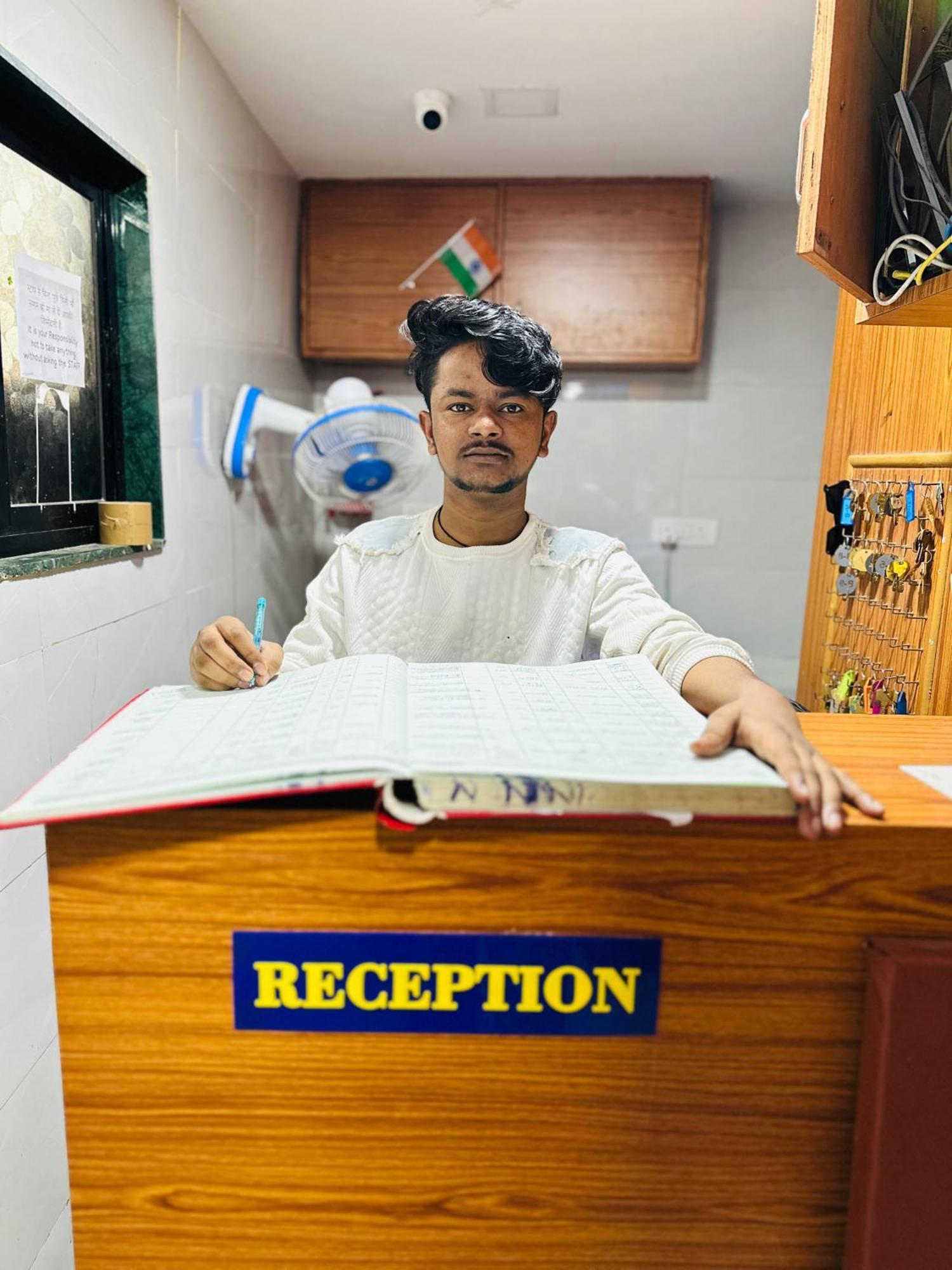 Kufa Pg Mumbai