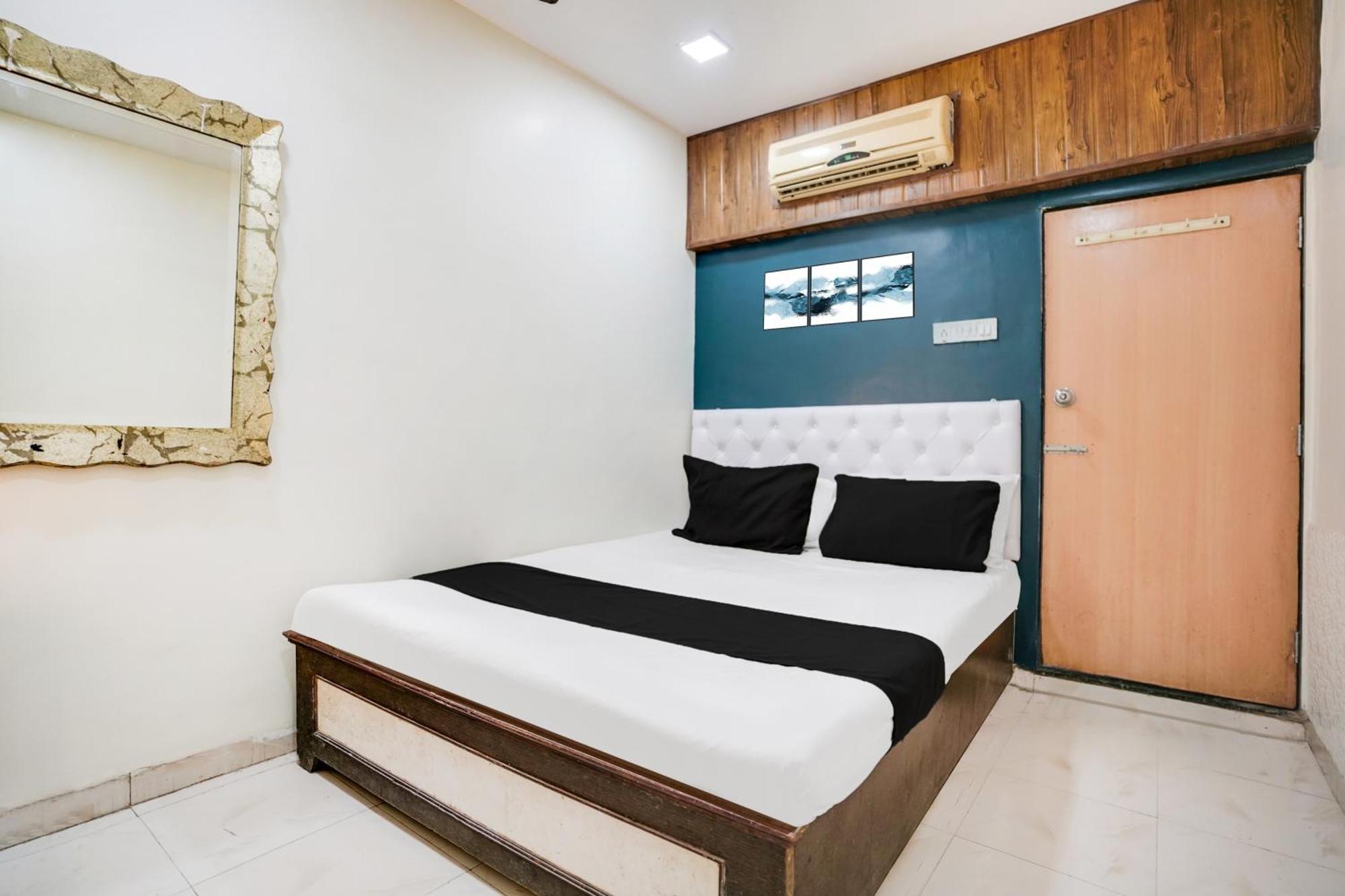 Hotel O Om Sai Palace