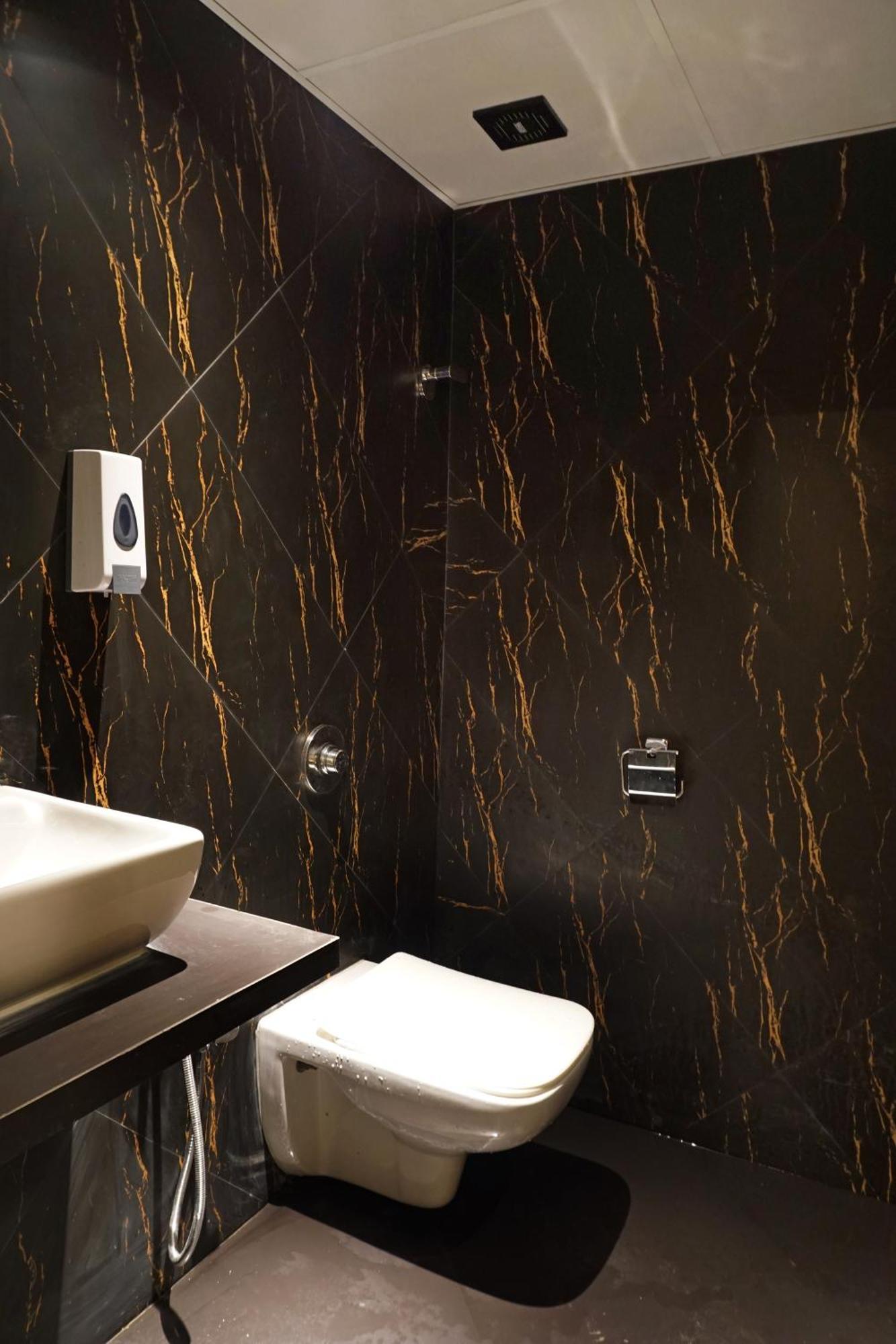 Nest Hotel
