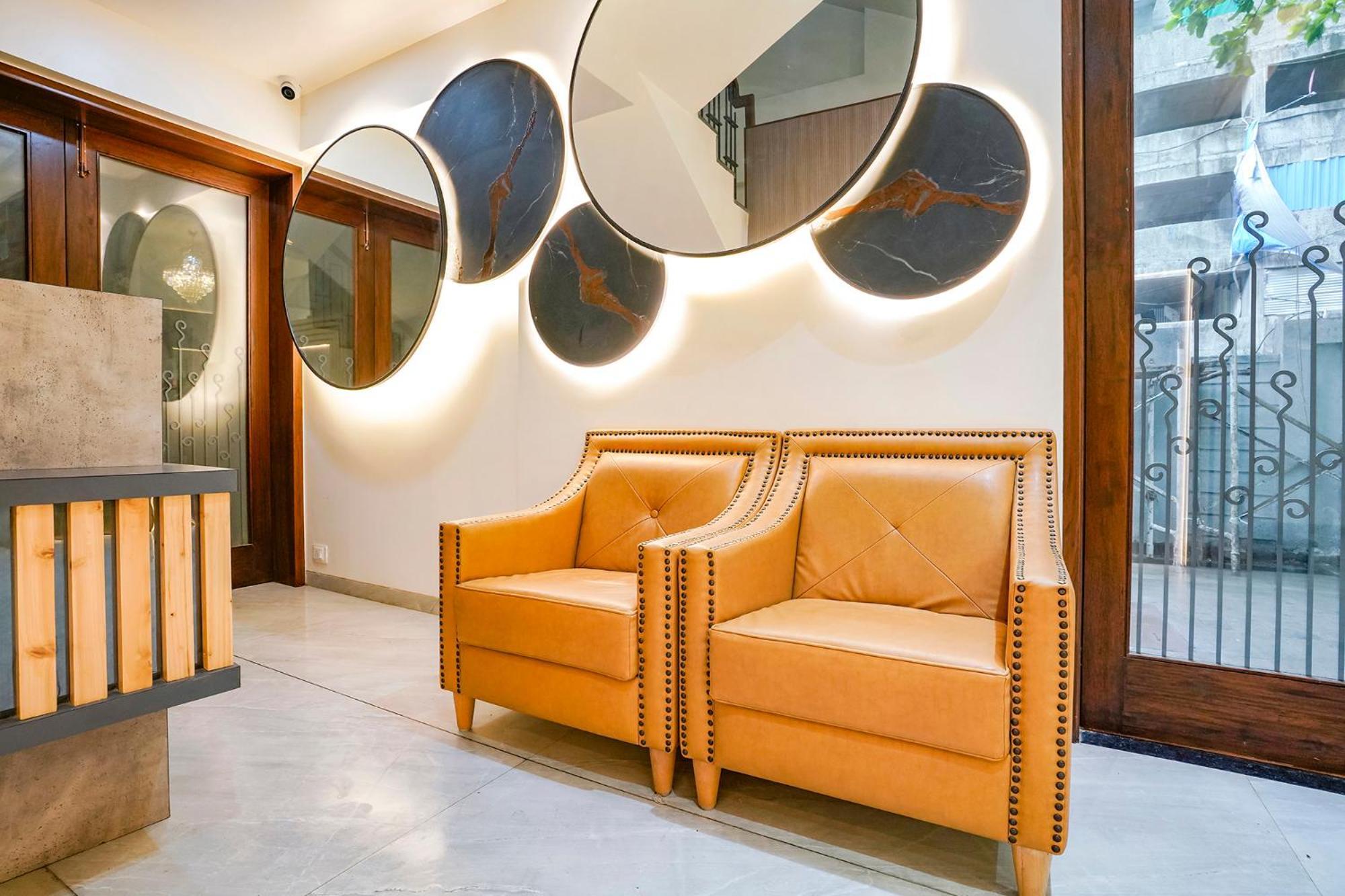 Fabhotel Global Spaces - Nr Nesco Exhibition Center Hotel