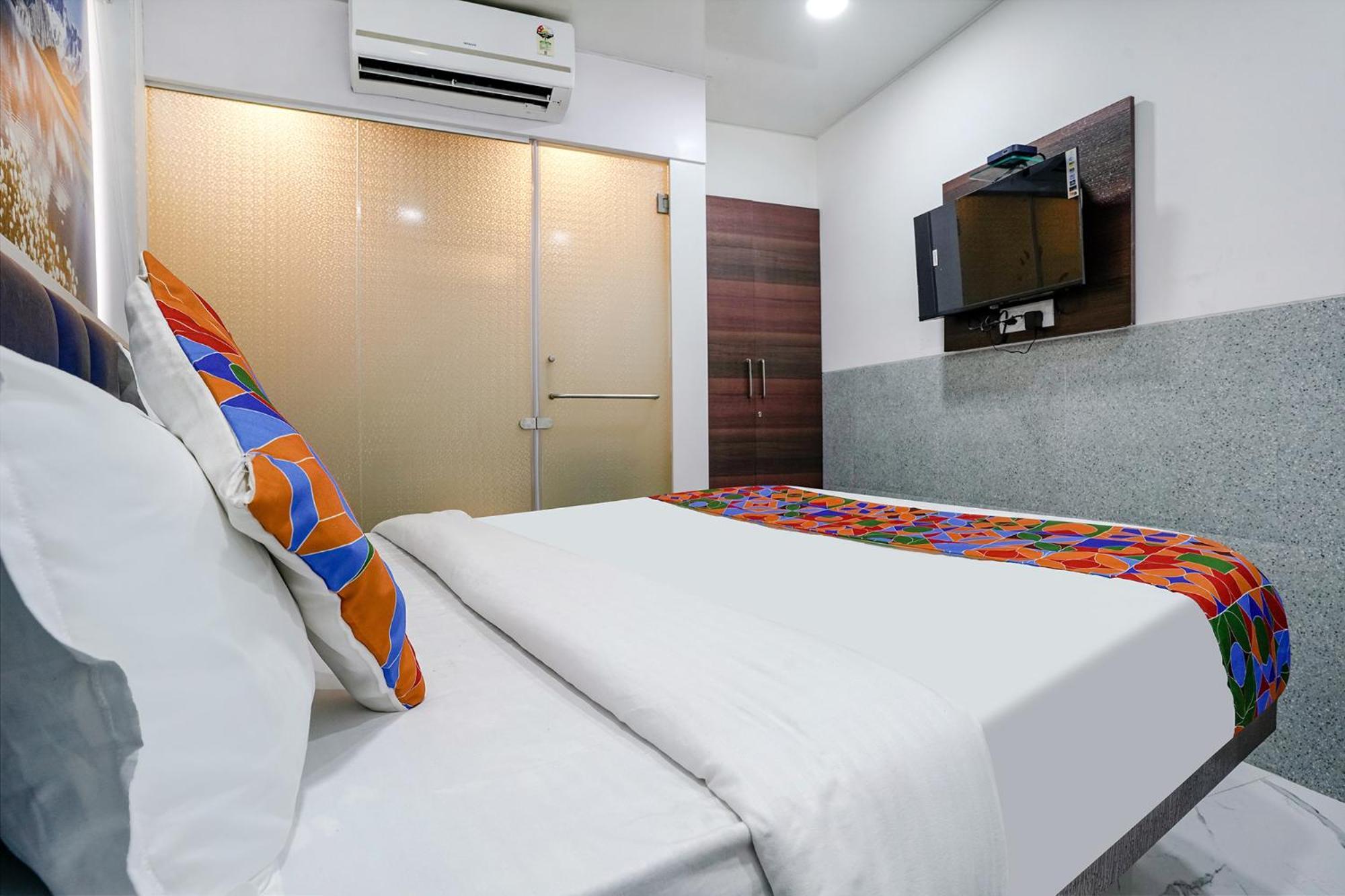 Fabexpress Ashoka - Nr International Airport Mumbai
