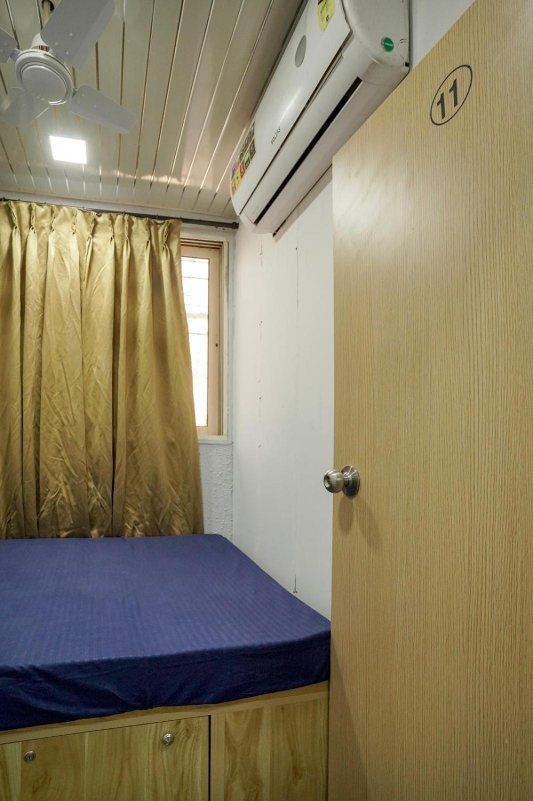 Hostel Zest 1054-andheri West Mumbai