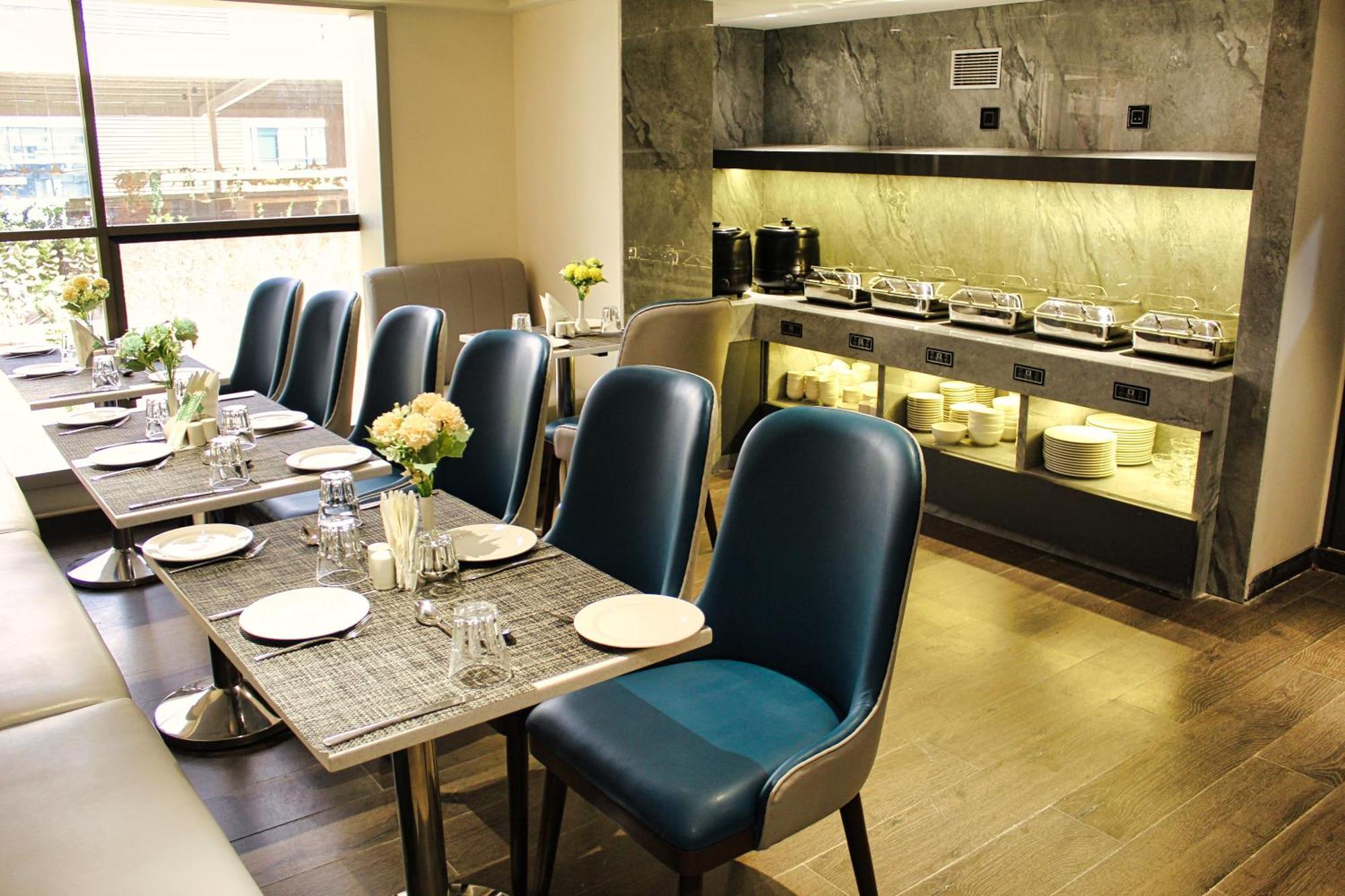 Maxxvalue Midc - Andheri Hotel Mumbai