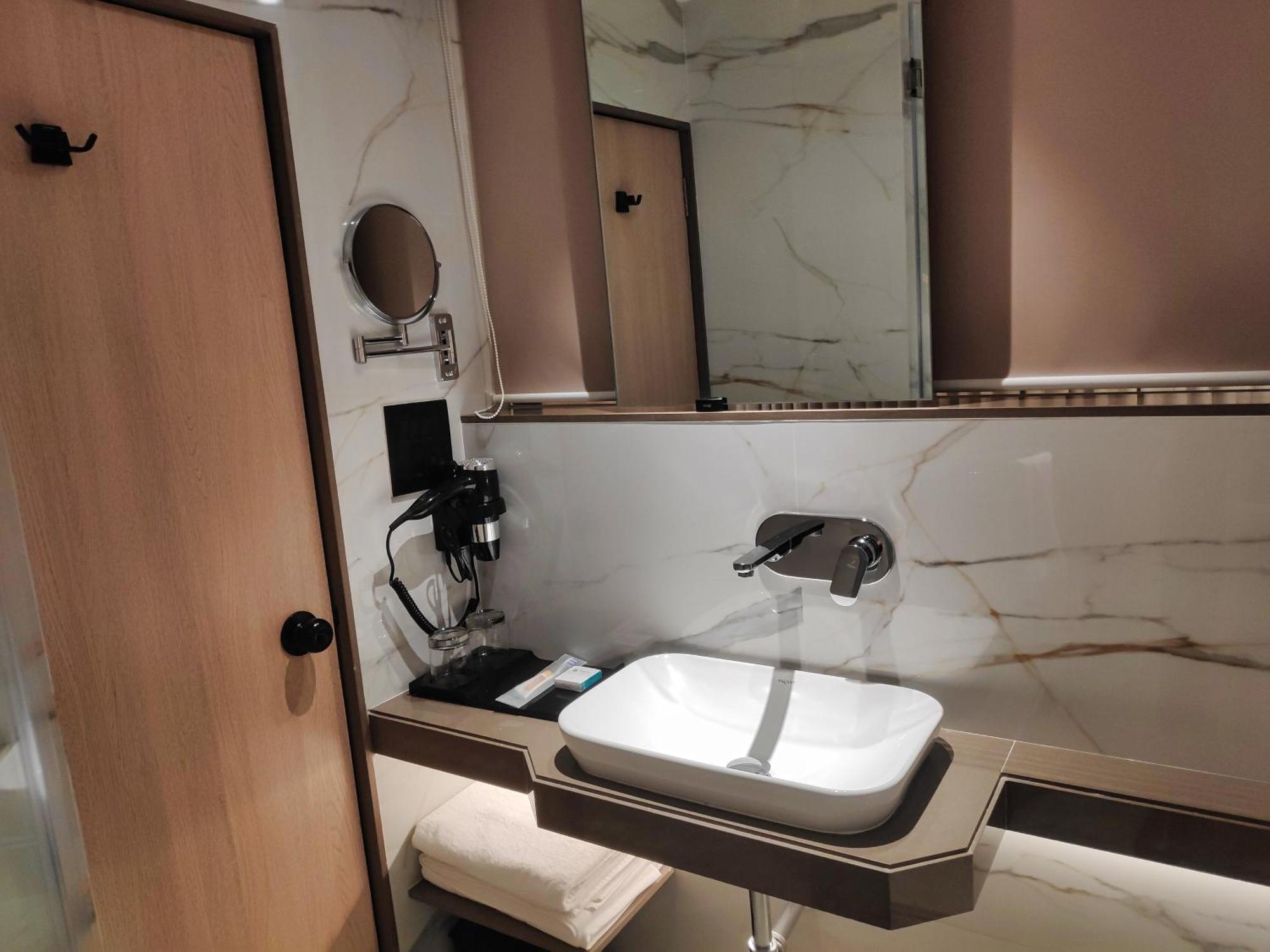 Hotel Maxxvalue Midc - Andheri Mumbai