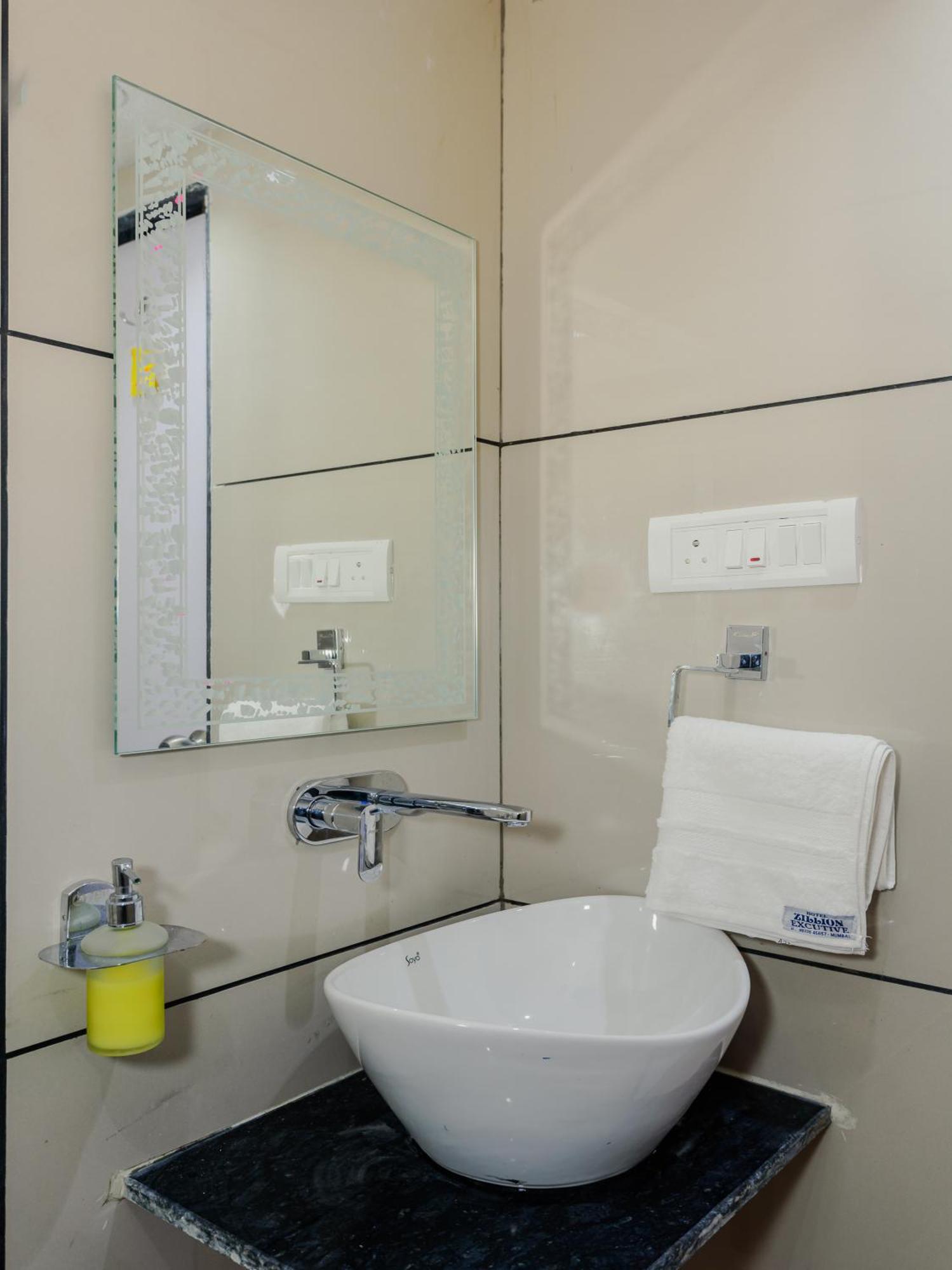 Hotel Zillion Executive Near Us Consulate Bandra Kurla Complex Near Airport Mumbai