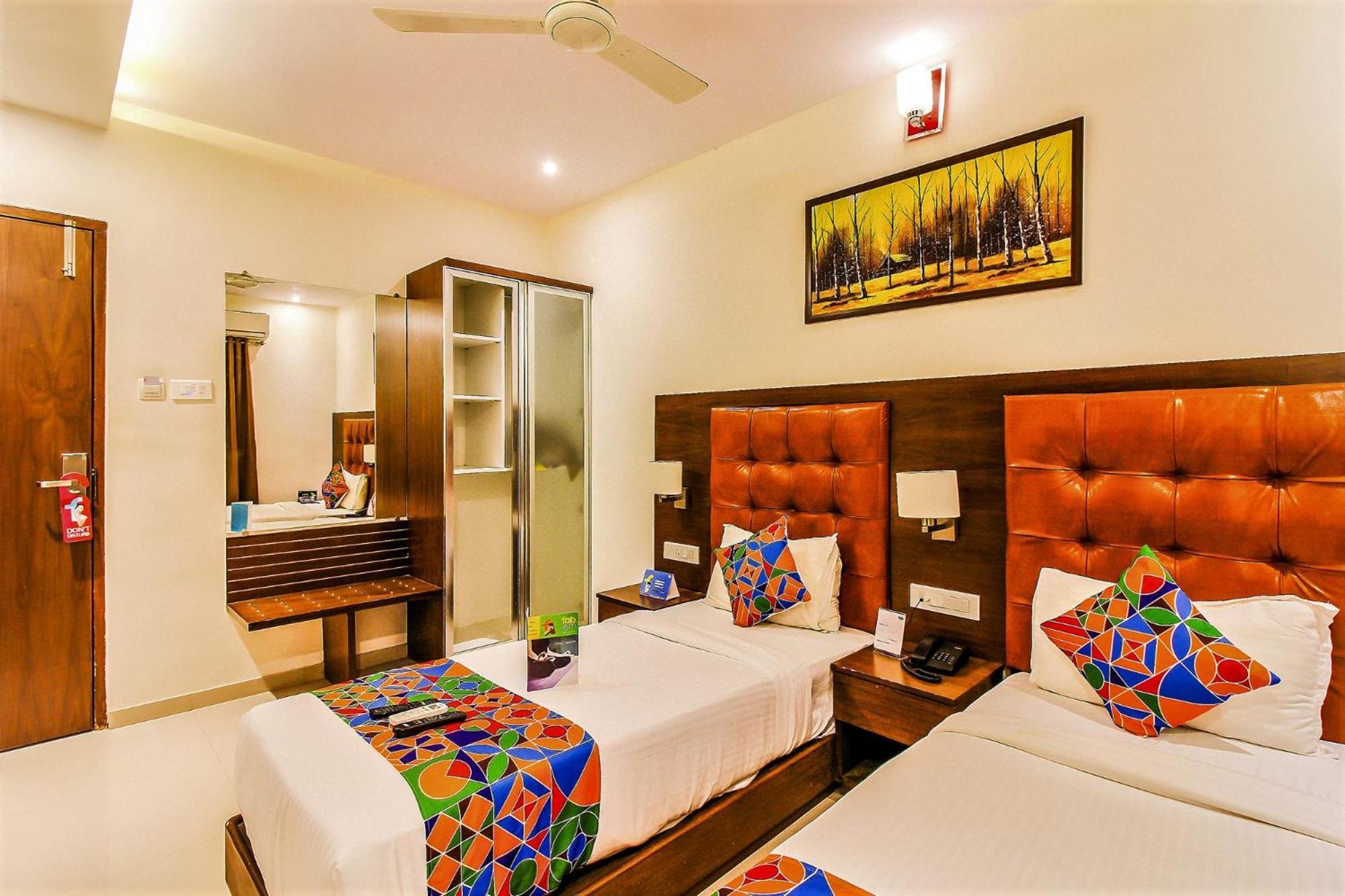 Fabhotel Empire - Nr International Airport Hotel Mumbai