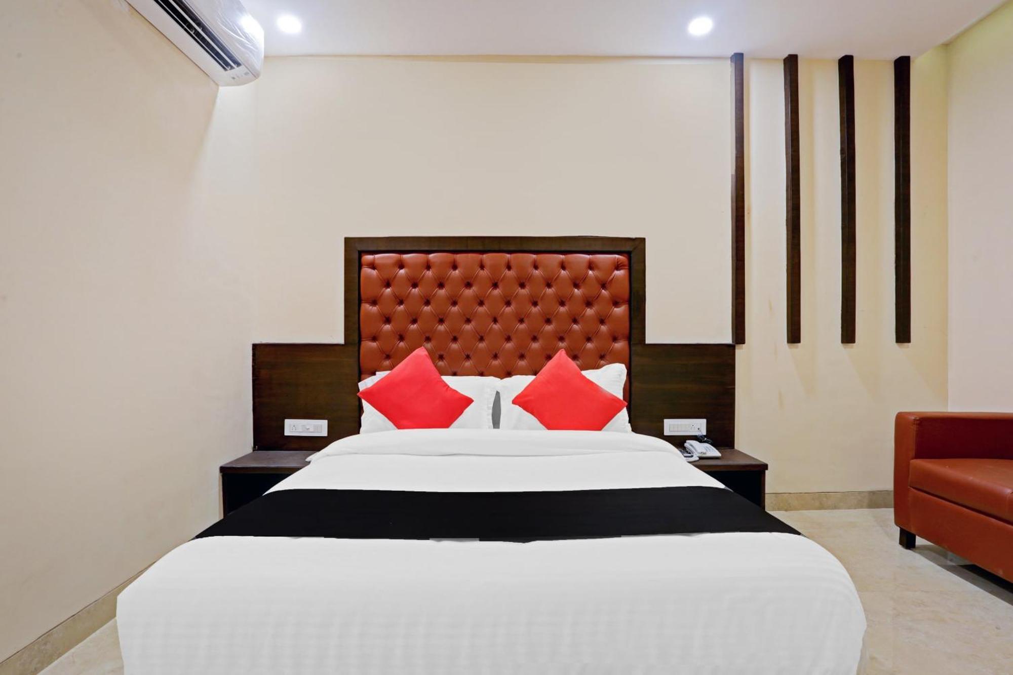 Capital O 80951 Vertigo Hotel Mumbai