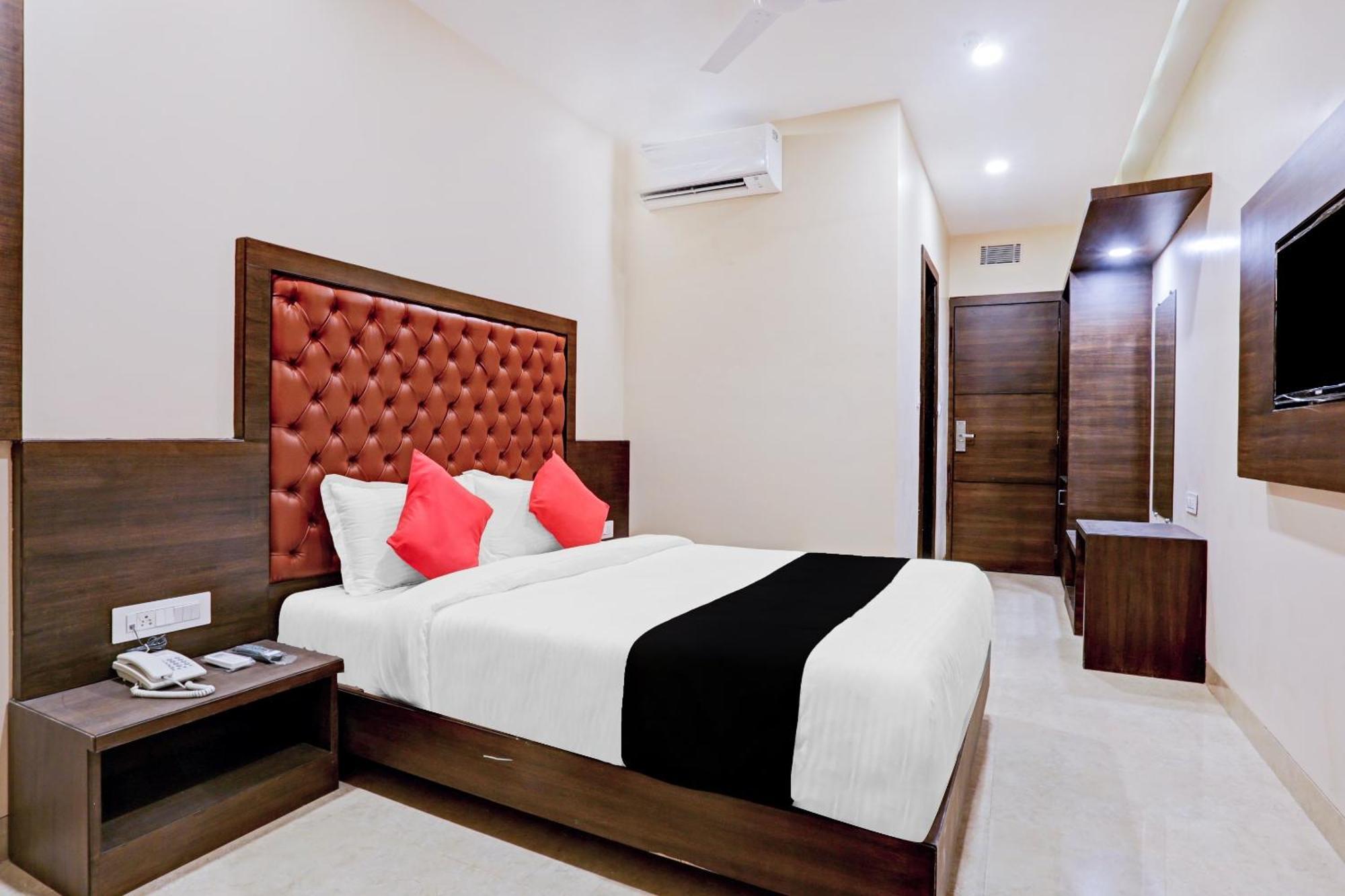 Capital O 80951 Vertigo 3* Mumbai
