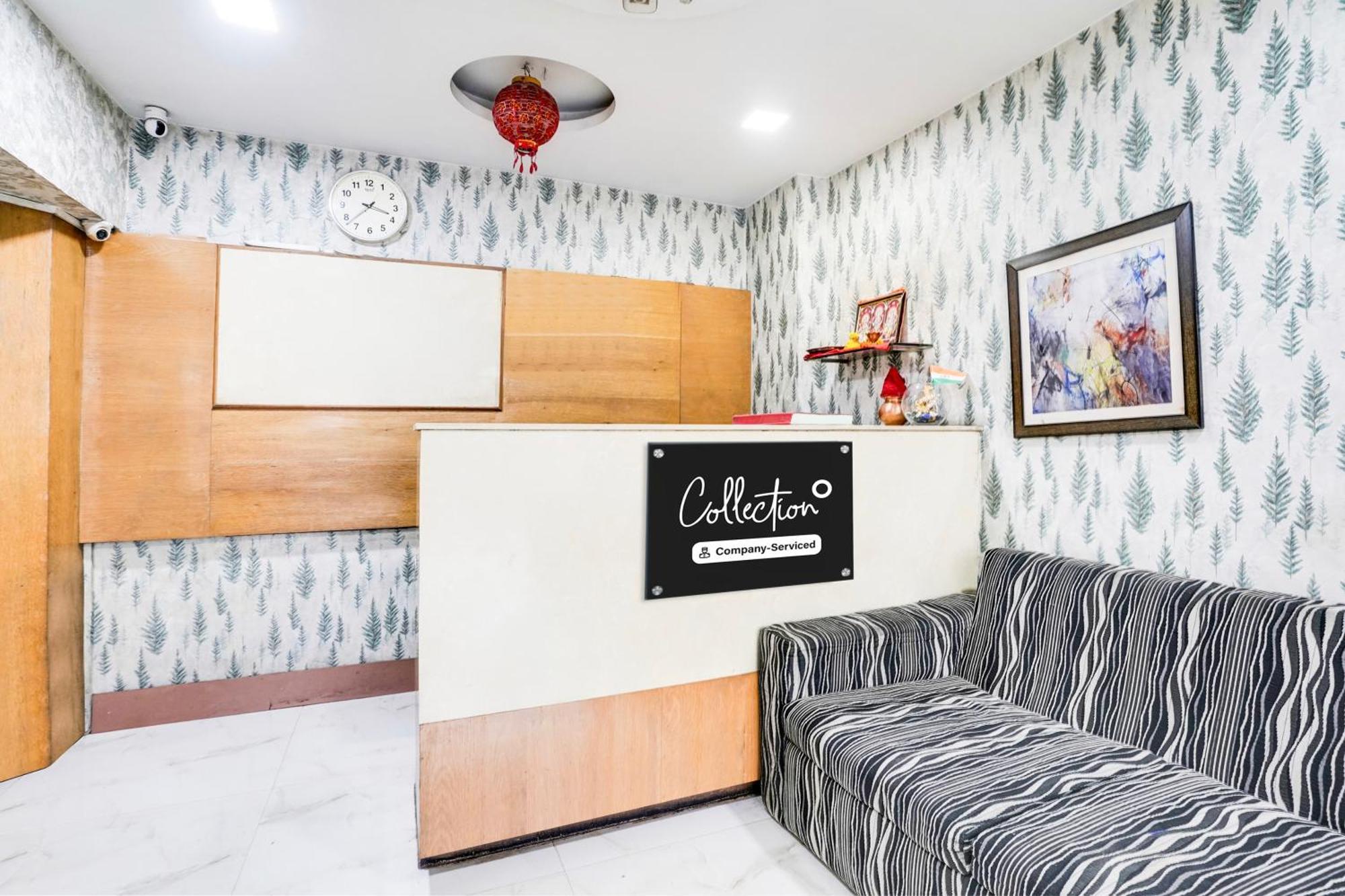 Super Collection O Andheri Near Airport Formerly We Hotel 4*