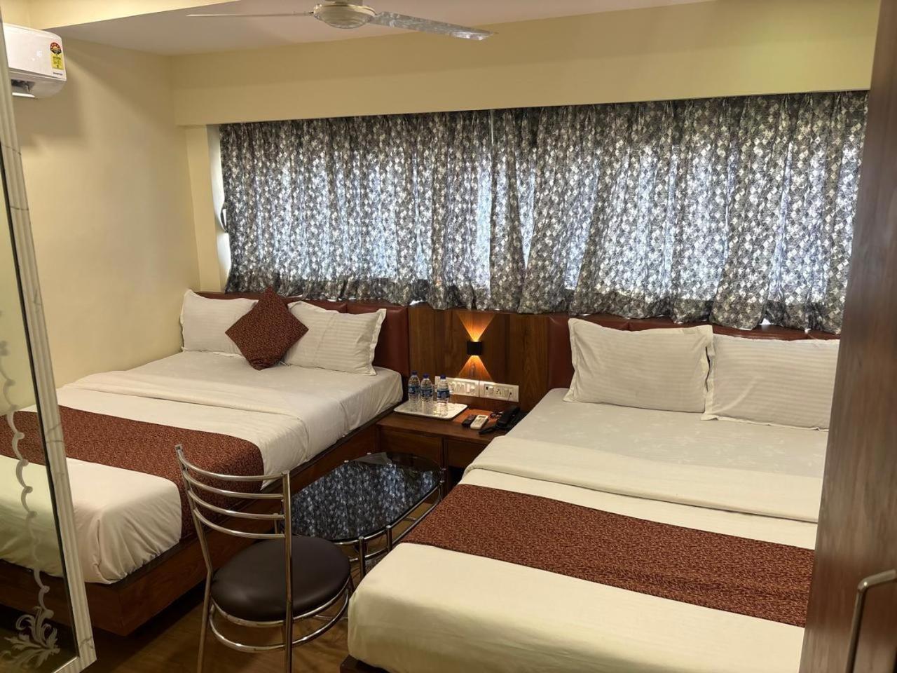 Abraj Hotel *