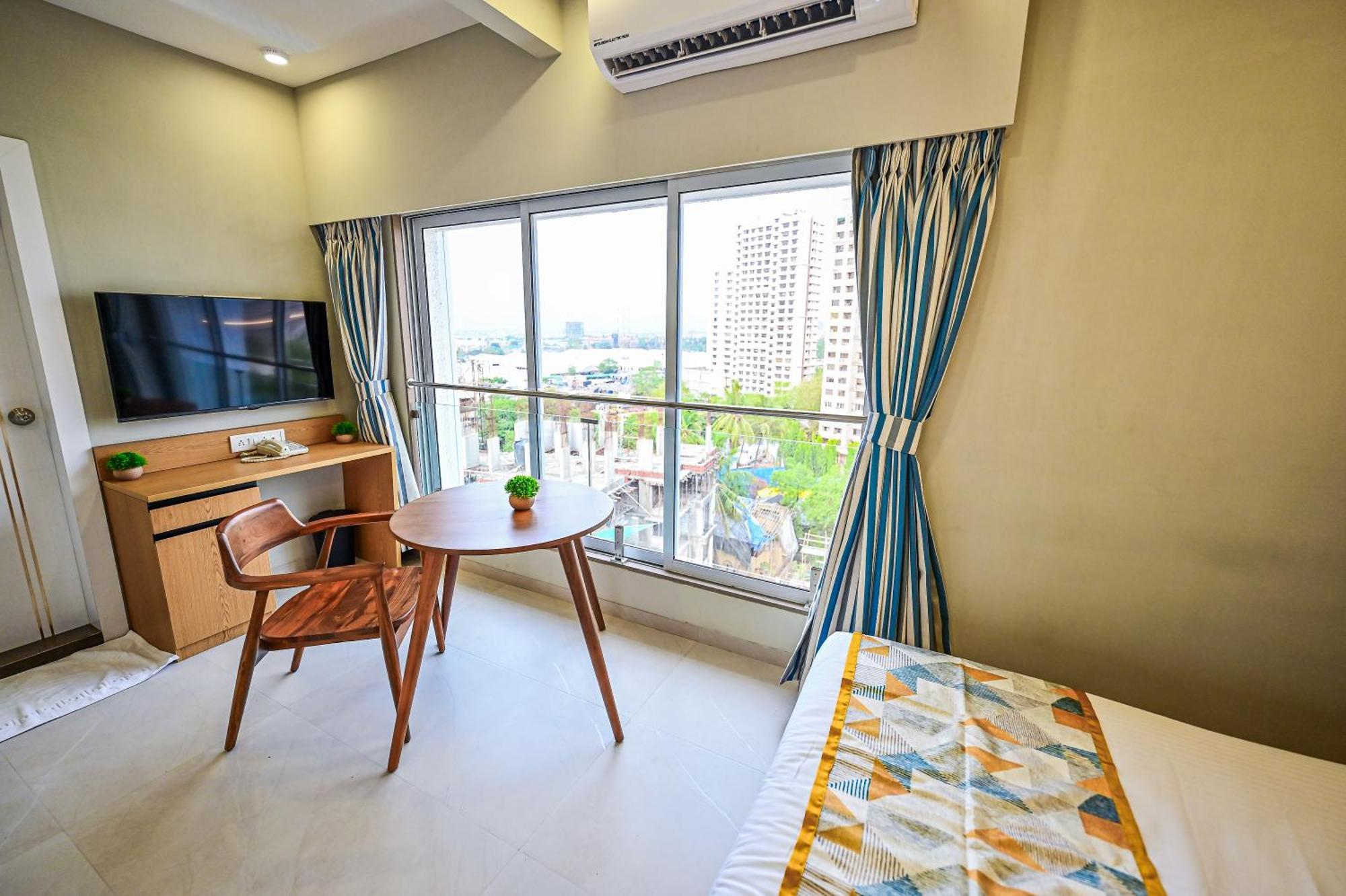 Hotel Indie Studios, Chembur 3*