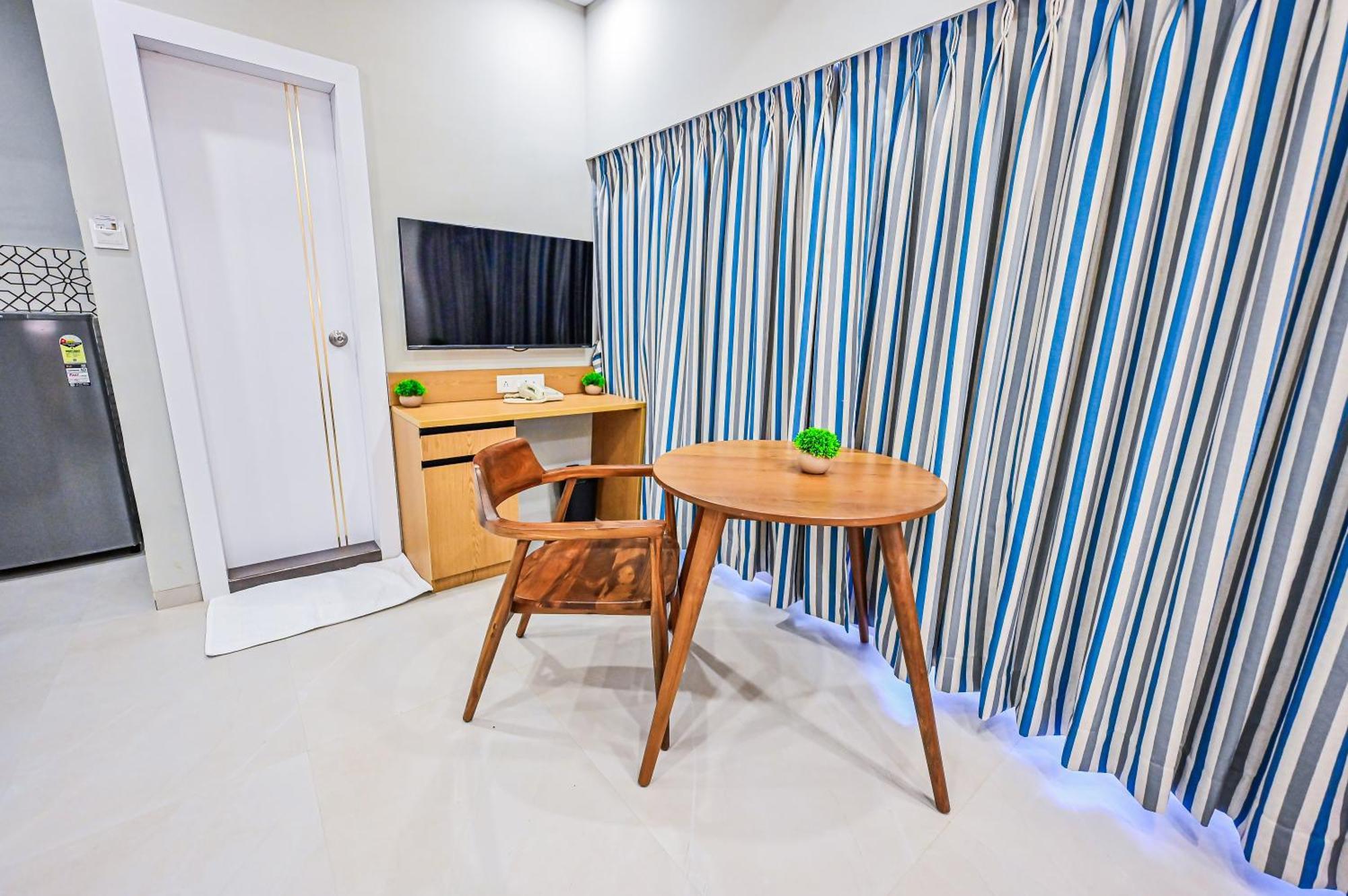 Hotel Indie Studios, Chembur 3*