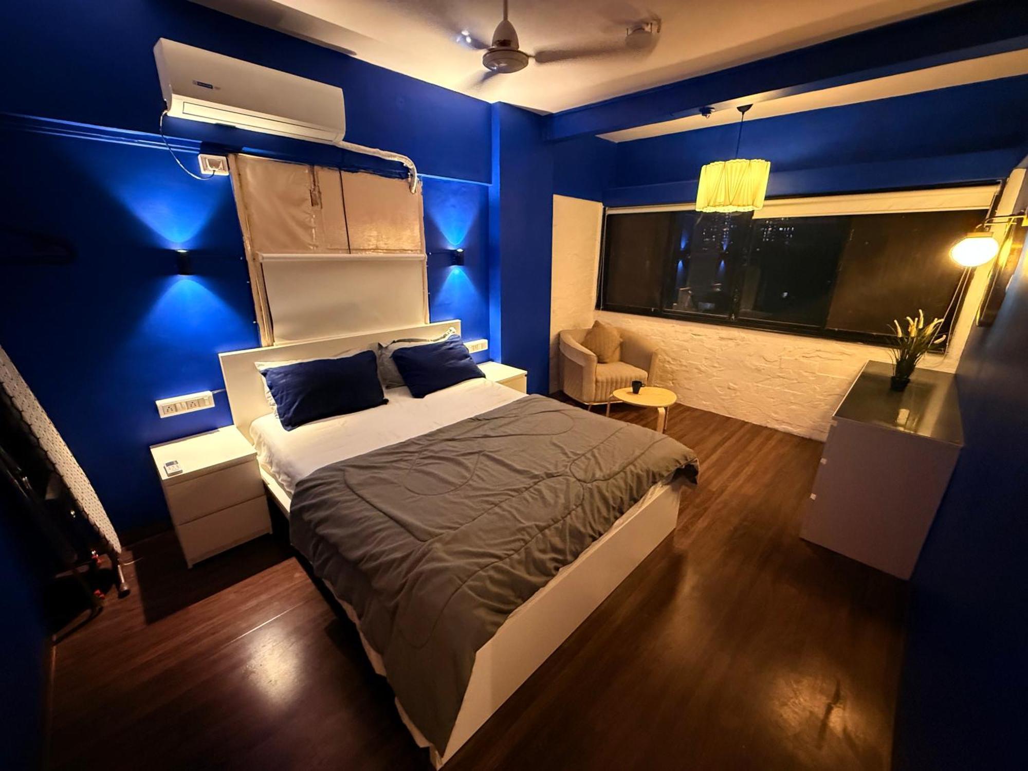 Elite 1 - 65'tv, Netflix&chill, Luxury 2bhk Apartment