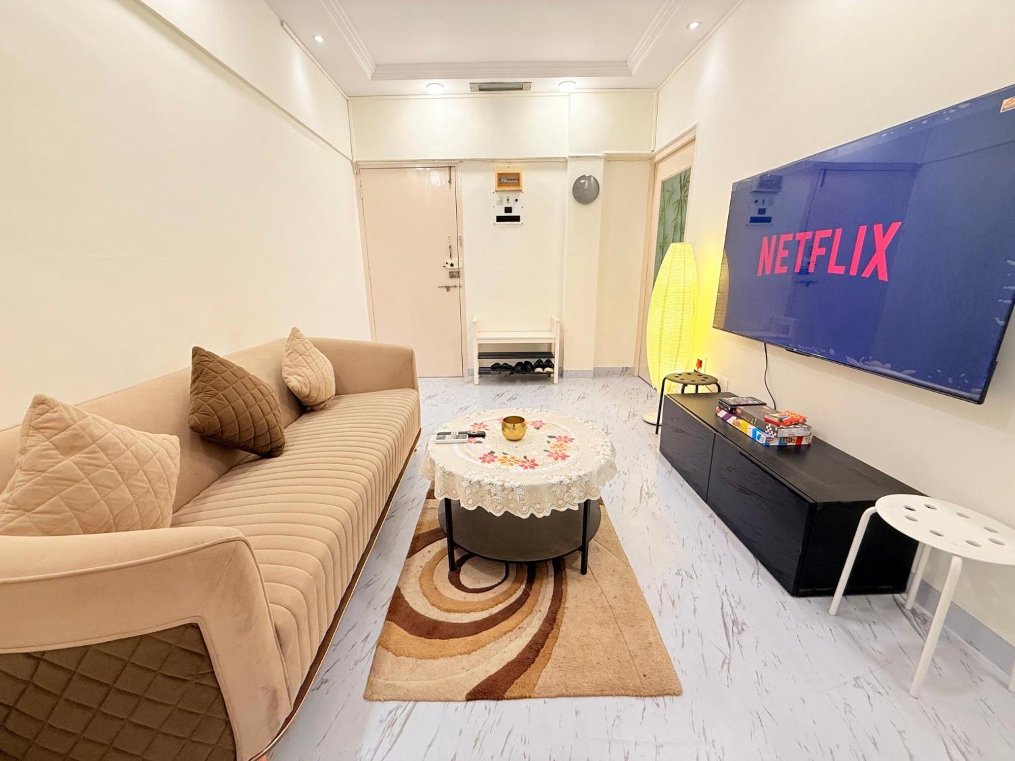 Apartment Elite 1 - 65'tv, Netflix&chill, Luxury 2bhk *