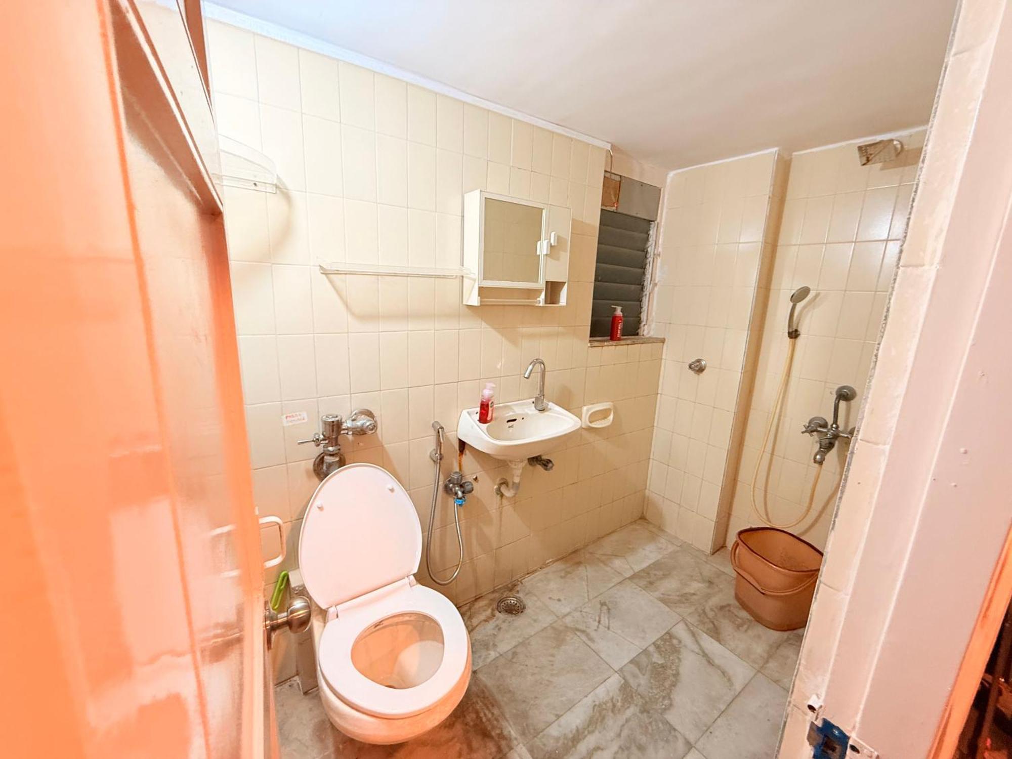 Elite 1 - 65'tv, Netflix&chill, Luxury 2bhk * Mumbai