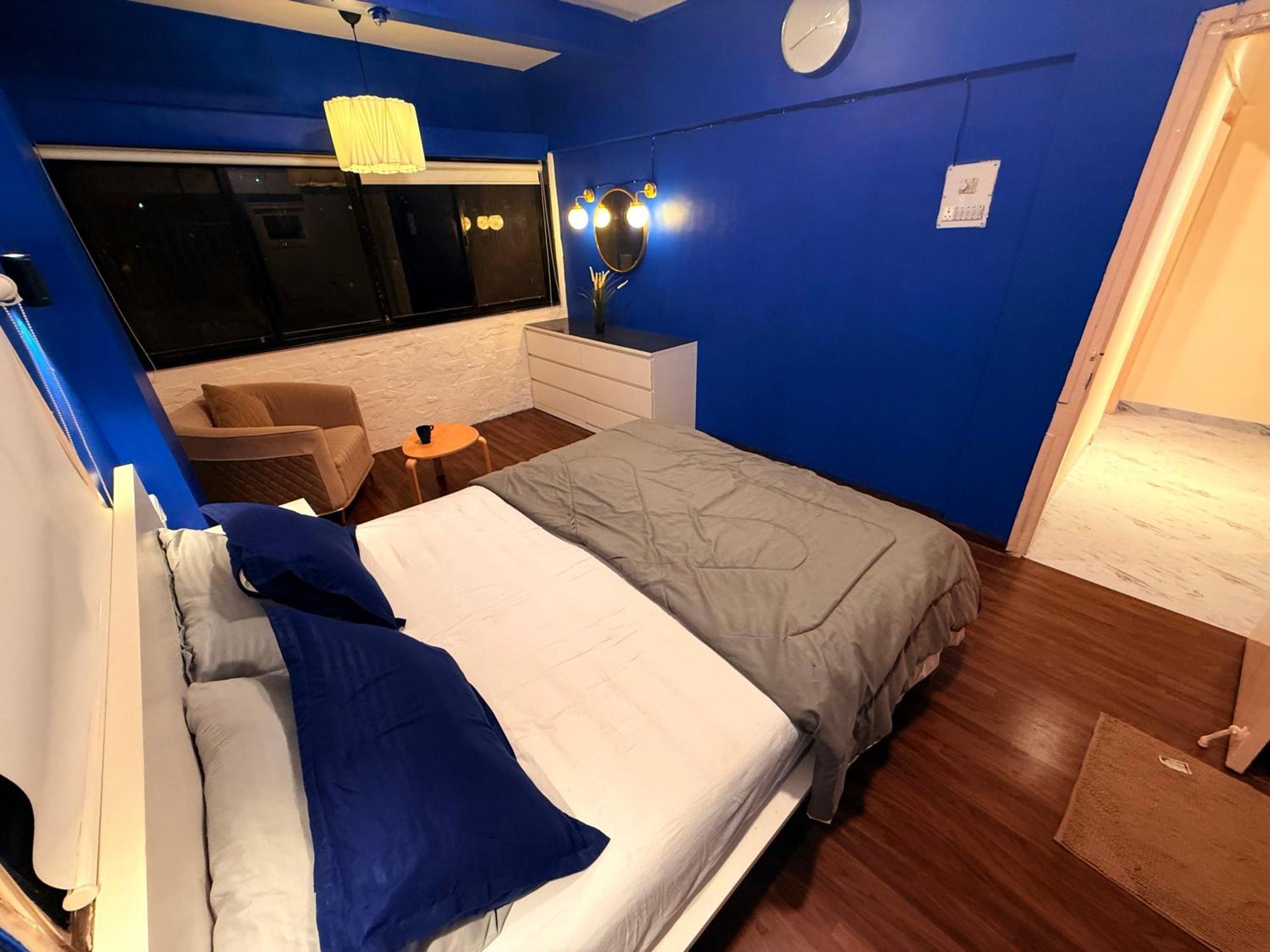 Elite 1 - 65'tv, Netflix&chill, Luxury 2bhk Apartment