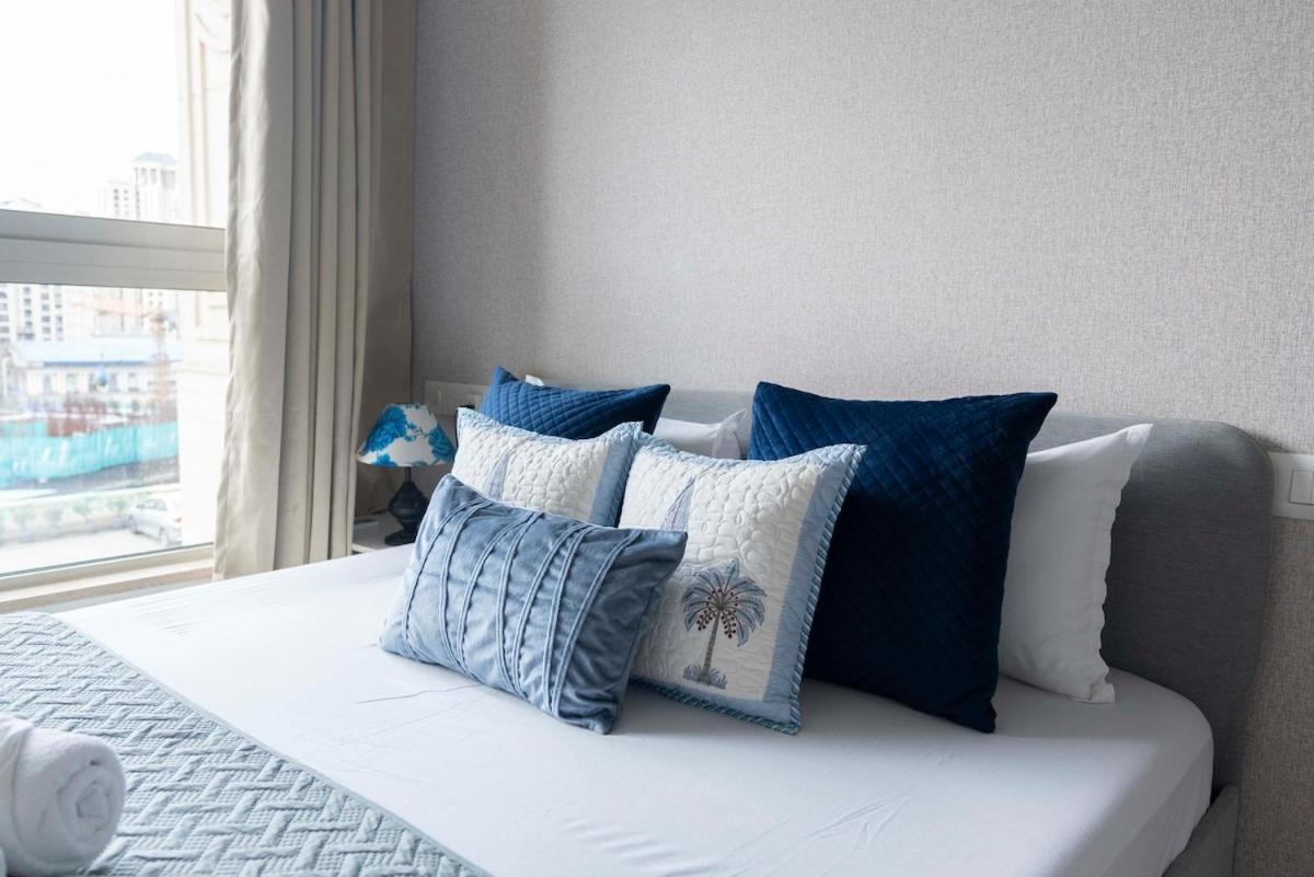 Apartment Graceful, Vivid 1bhk In Hiranandani Powai