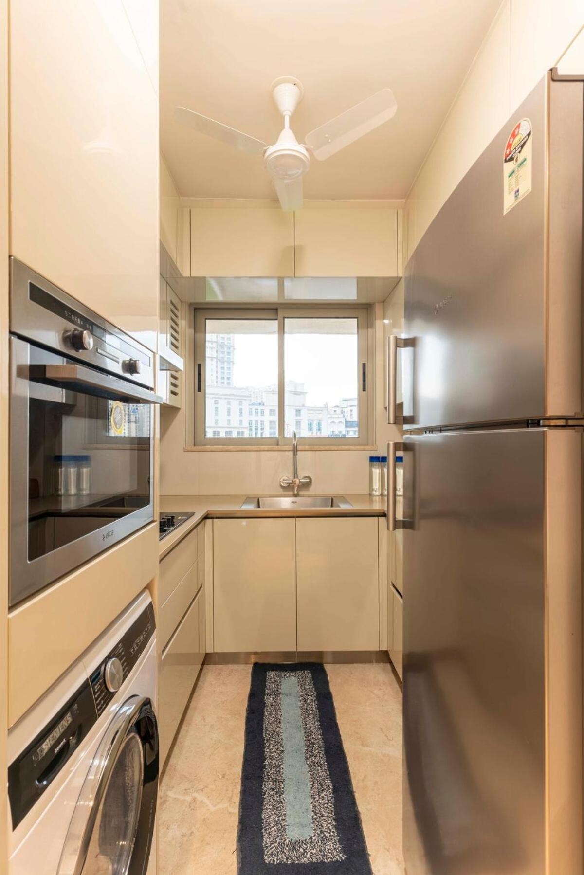 Apartment Graceful, Vivid 1bhk In Hiranandani Powai