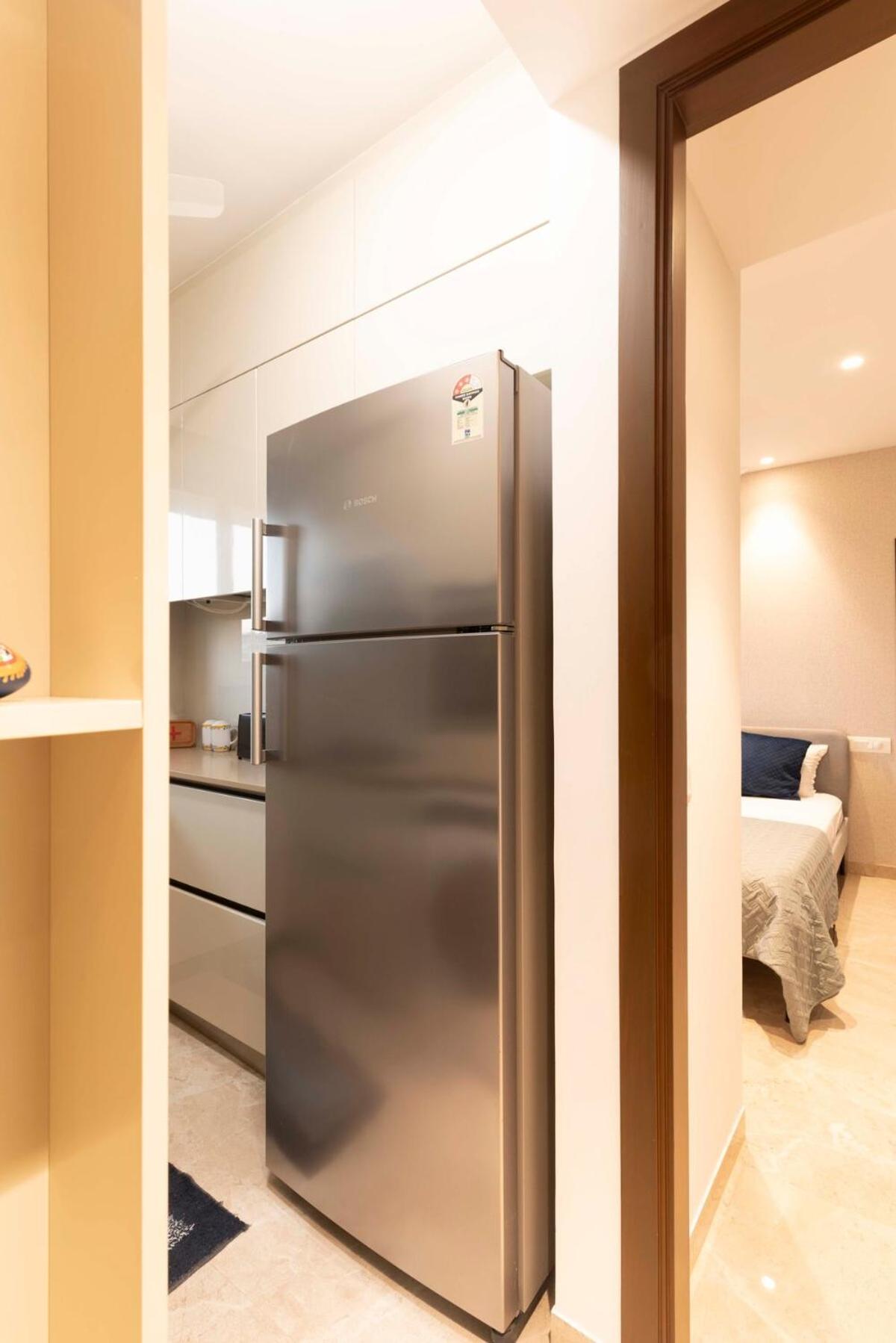 Graceful, Vivid 1bhk In Hiranandani Powai Apartment *