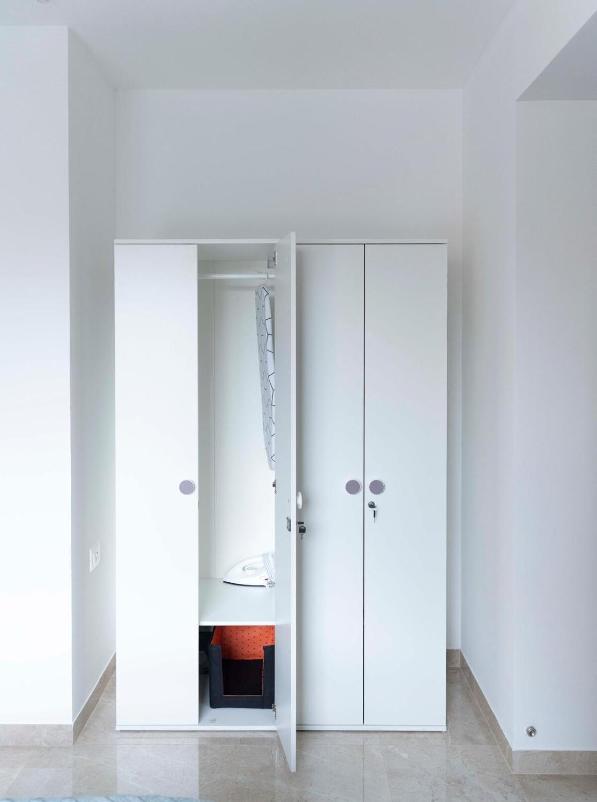 Graceful, Vivid 1bhk In Hiranandani Powai Apartment *