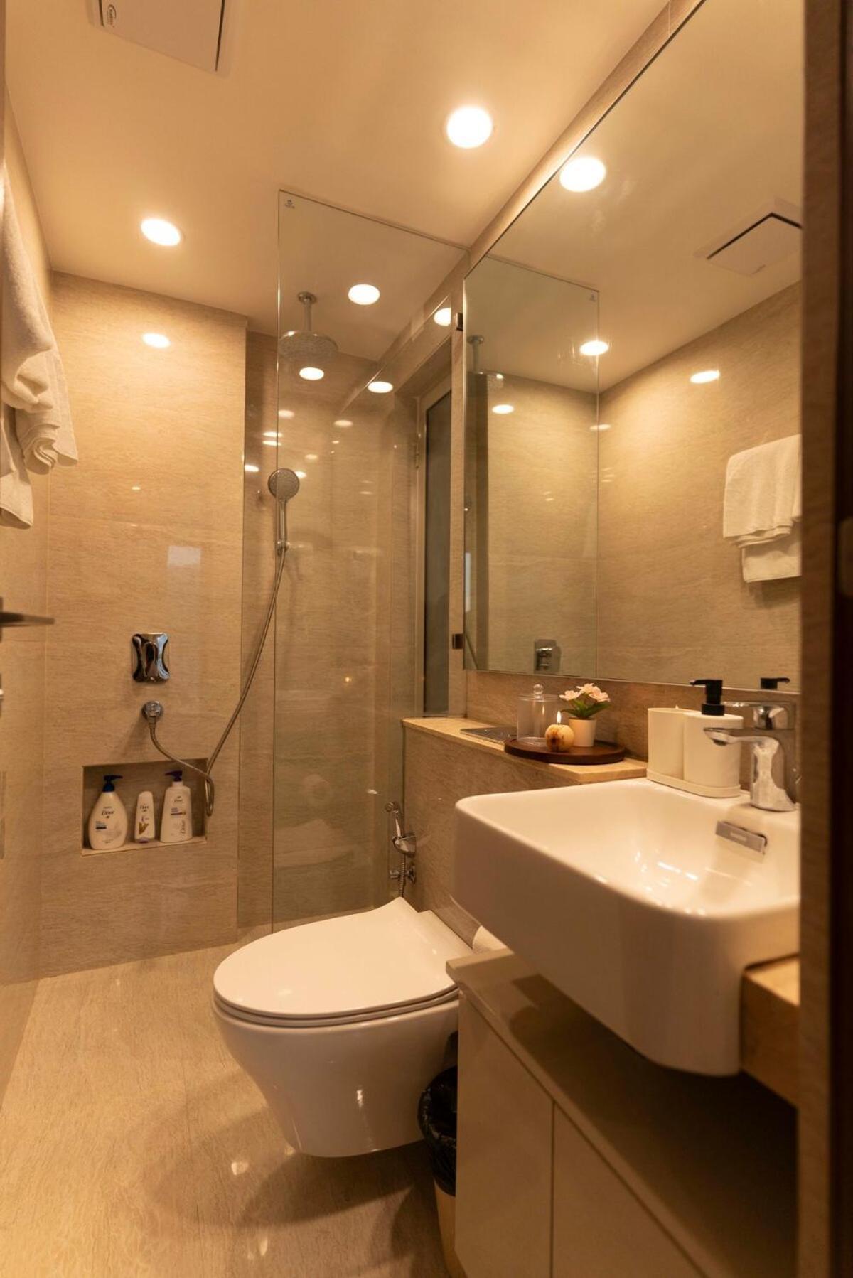 Apartment Graceful, Vivid 1bhk In Hiranandani Powai Mumbai