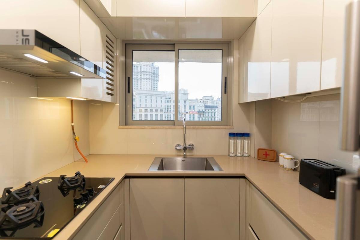 Graceful, Vivid 1bhk In Hiranandani Powai * Mumbai