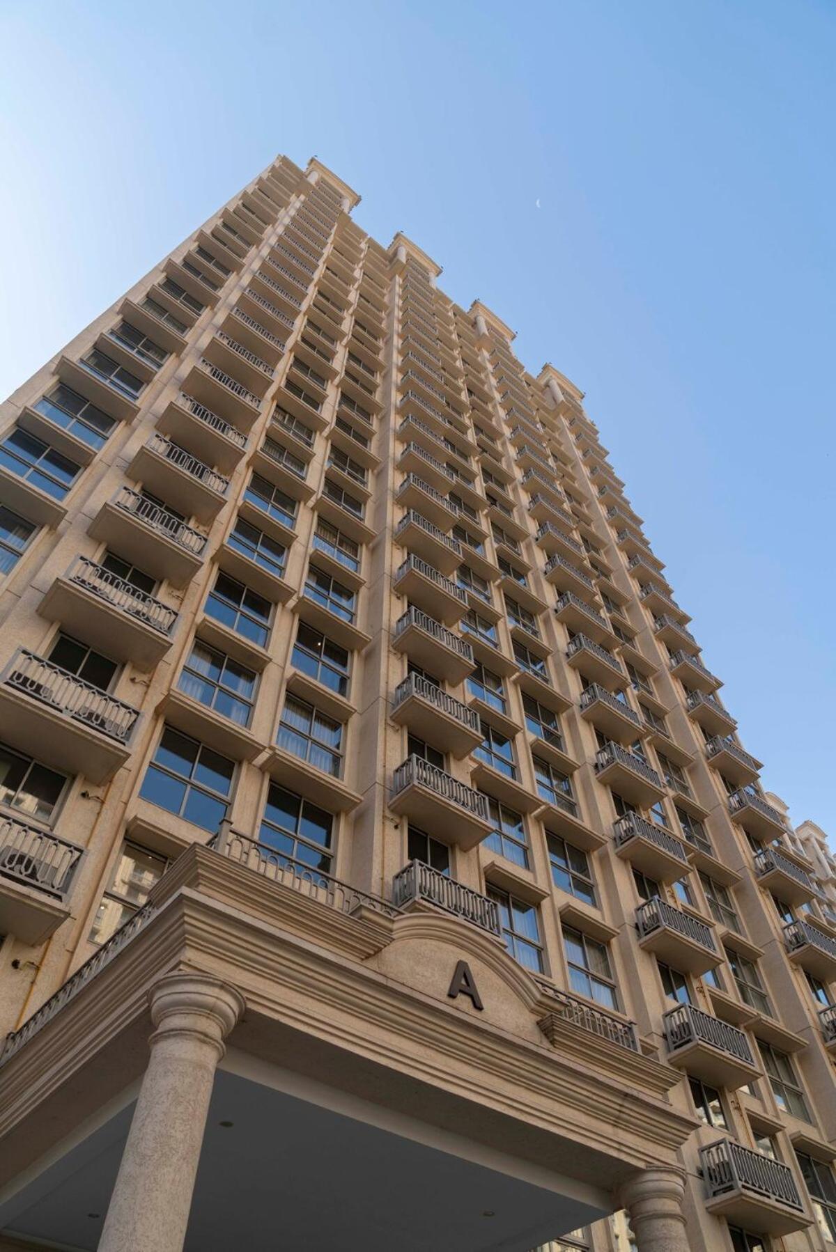 Graceful, Vivid 1bhk In Hiranandani Powai Apartment