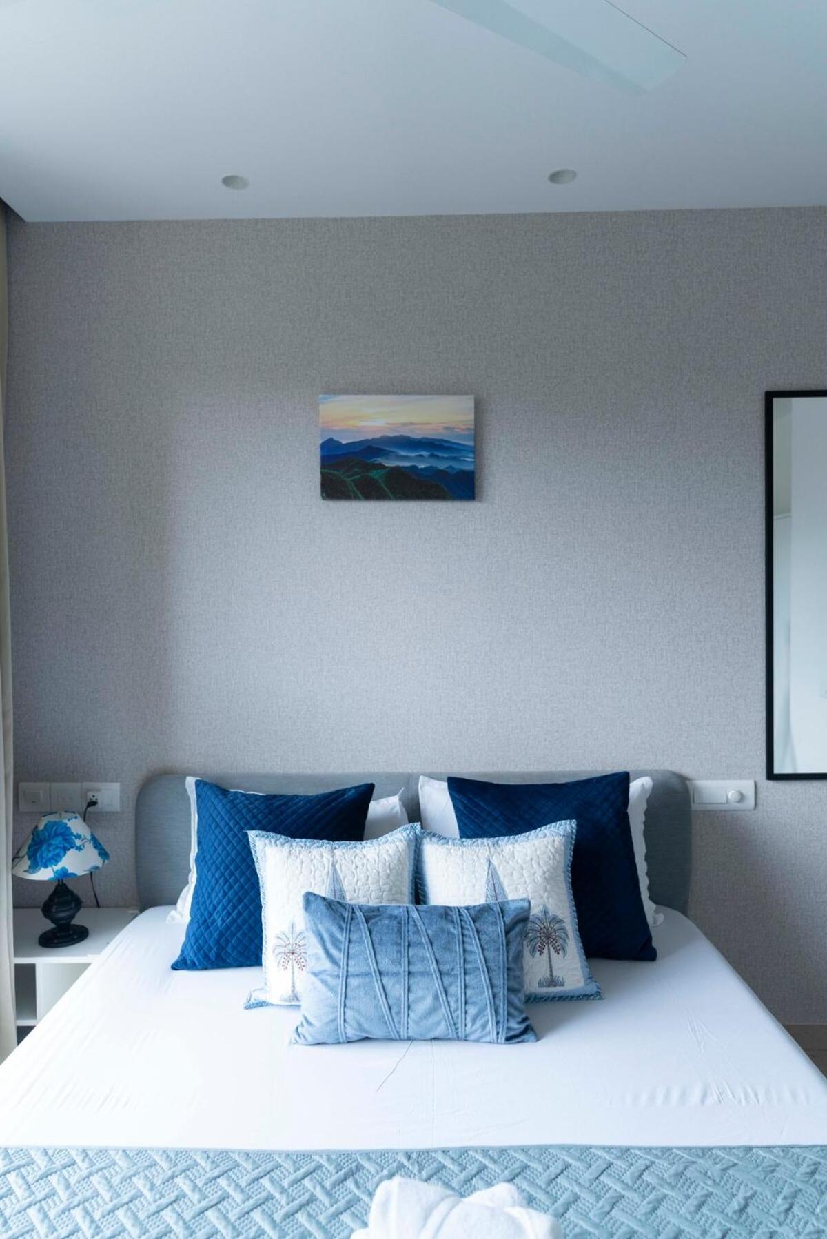 Graceful, Vivid 1bhk In Hiranandani Powai Apartment Mumbai