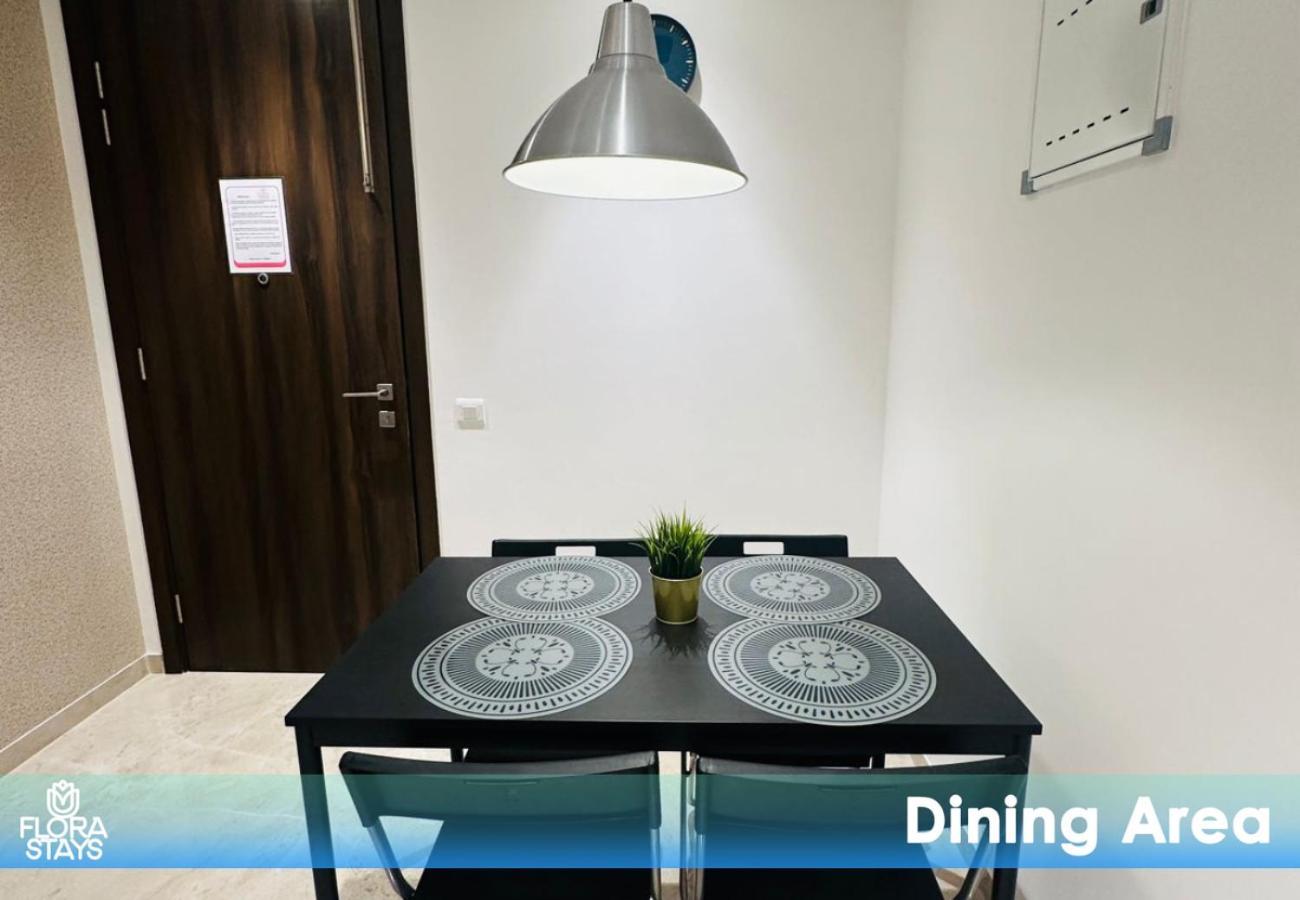 Apartment 1br Theme In Powai By Florastays Mumbai